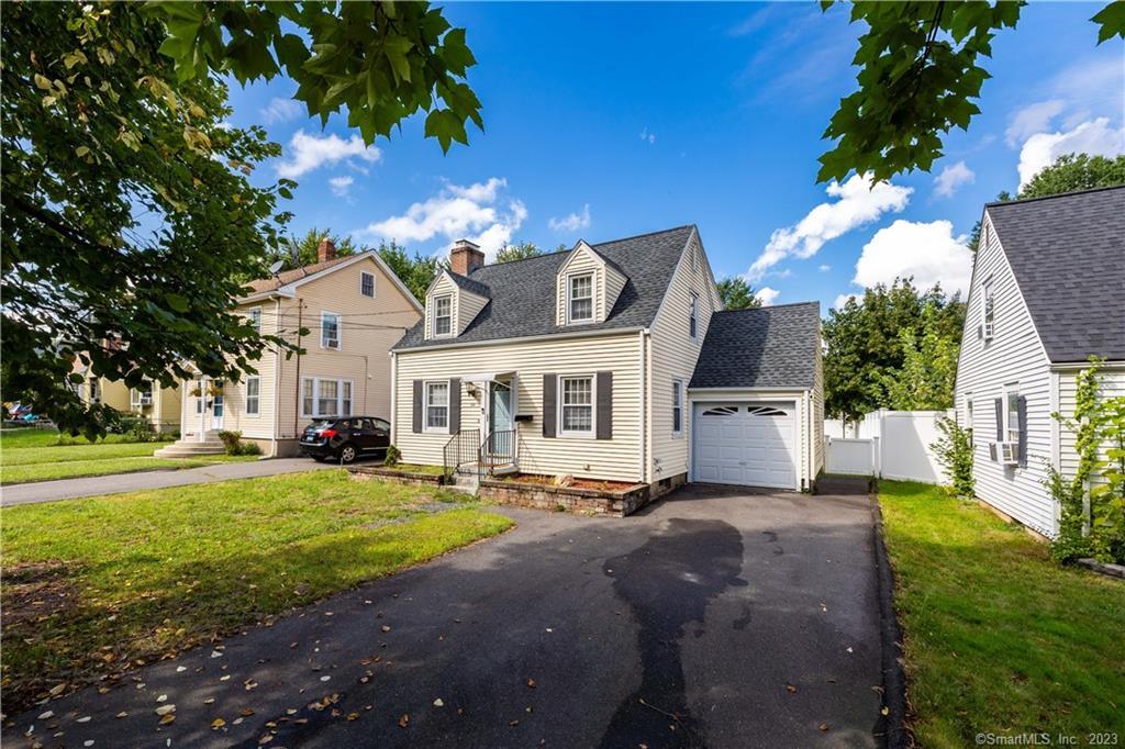 118 Saint Charles Street