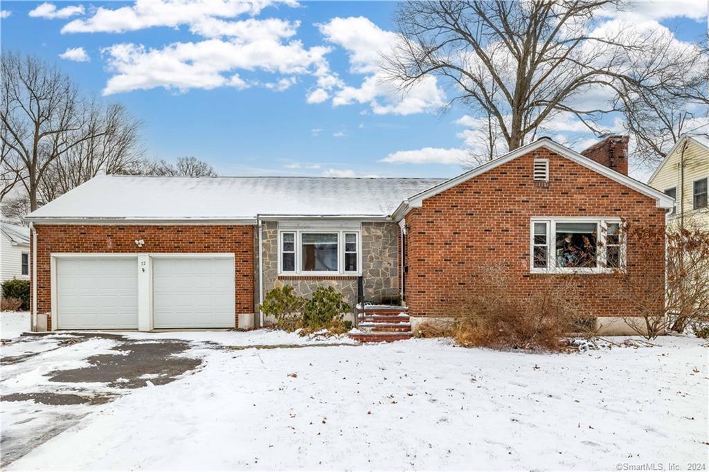 72 Mohegan Drive