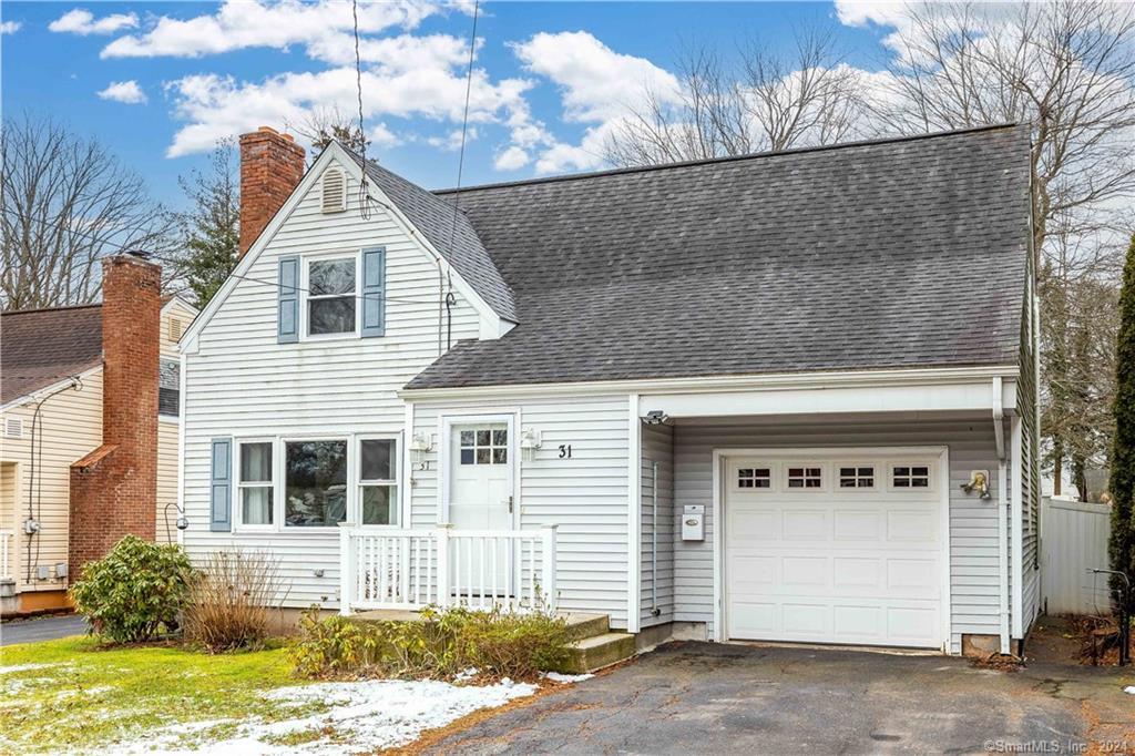 31 Stoddard Avenue