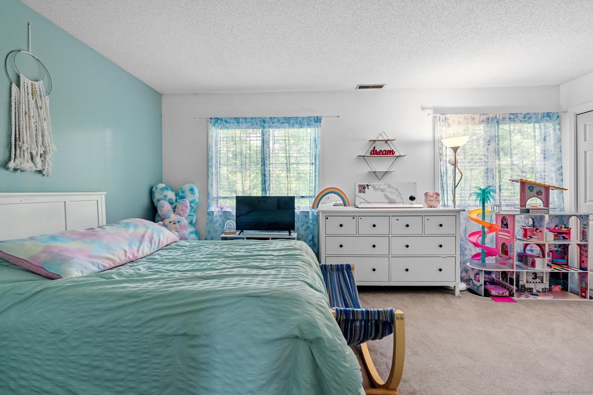 33 Brinley Way 33