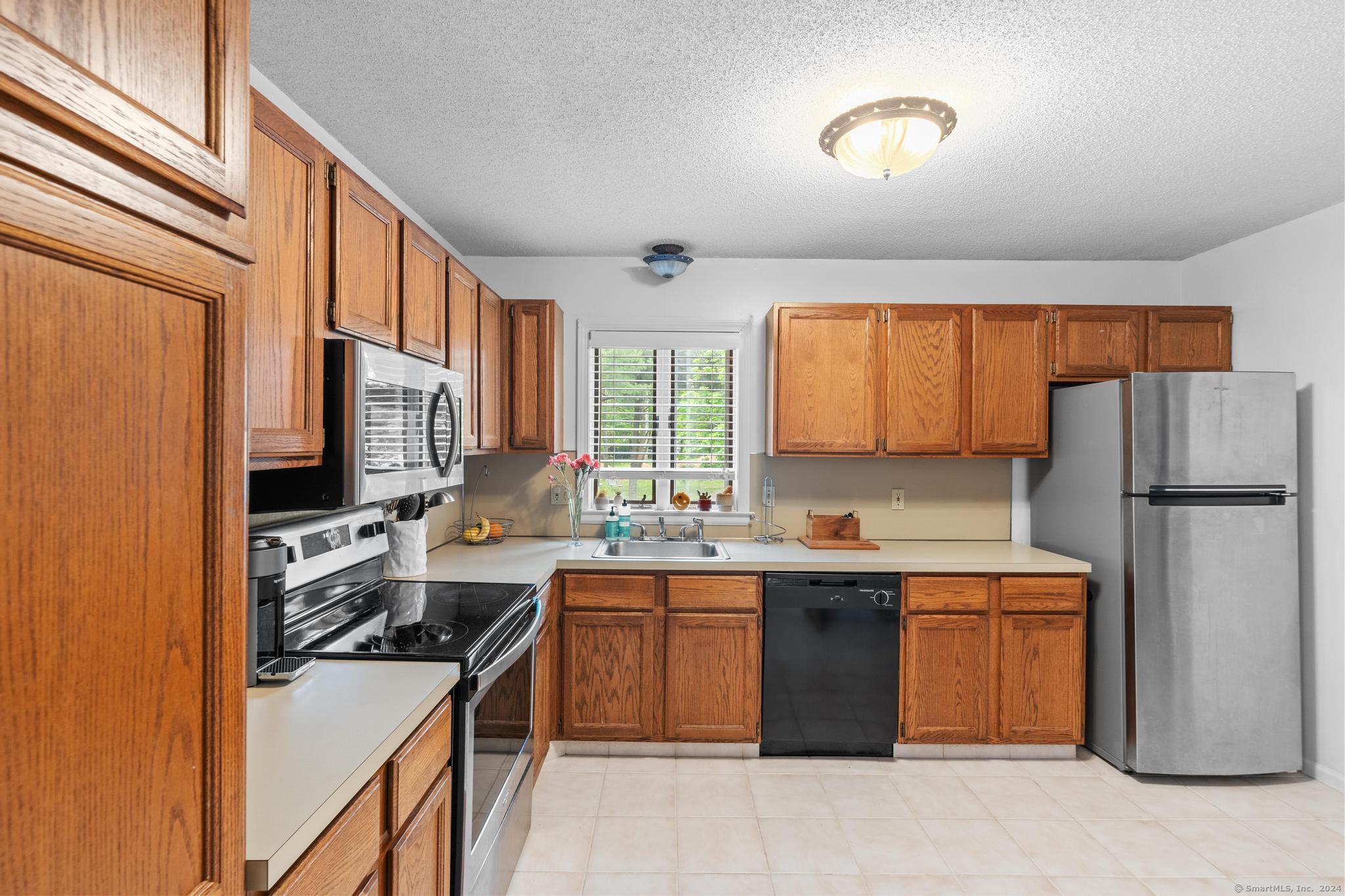 33 Brinley Way 33
