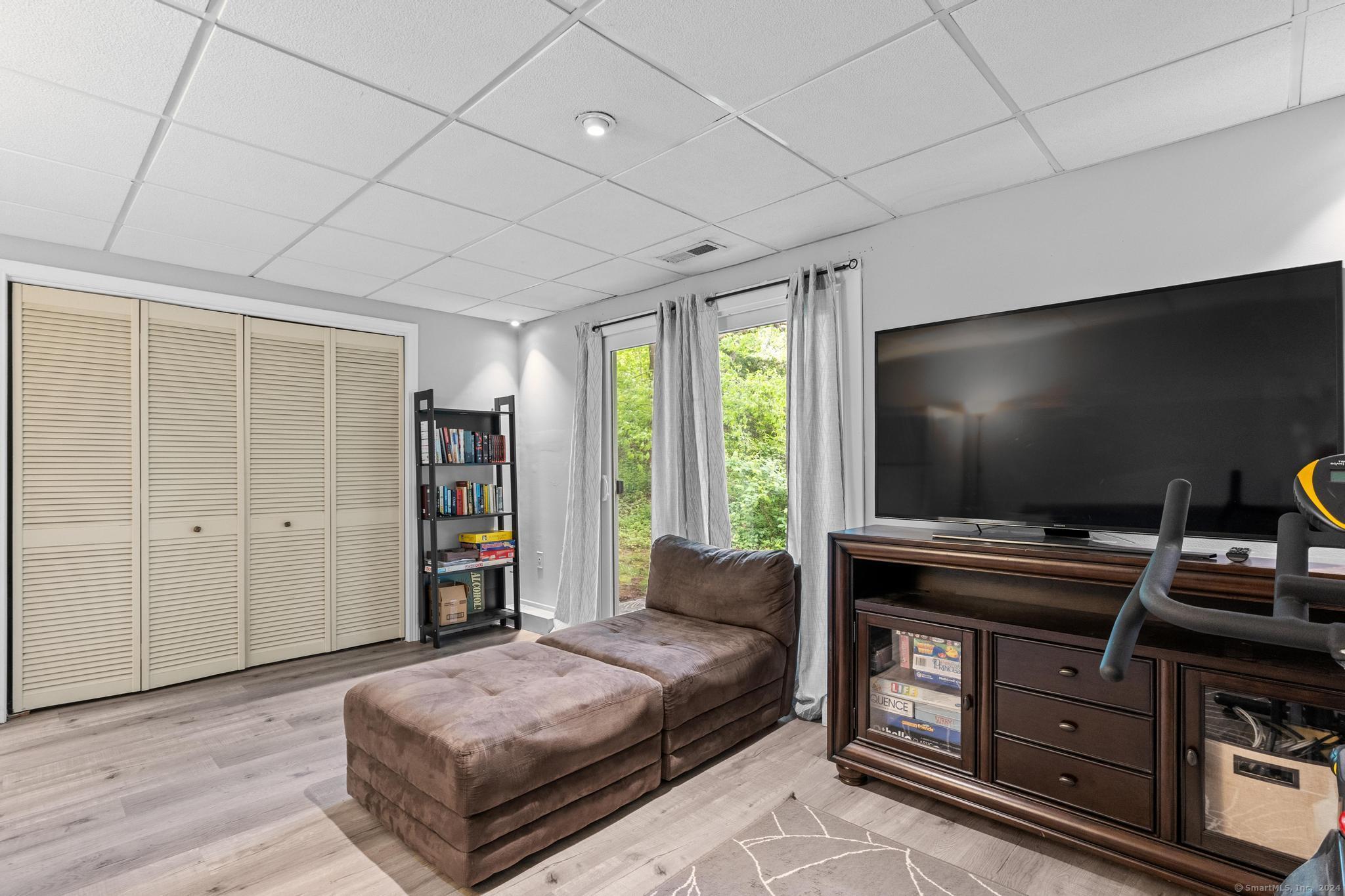 33 Brinley Way 33