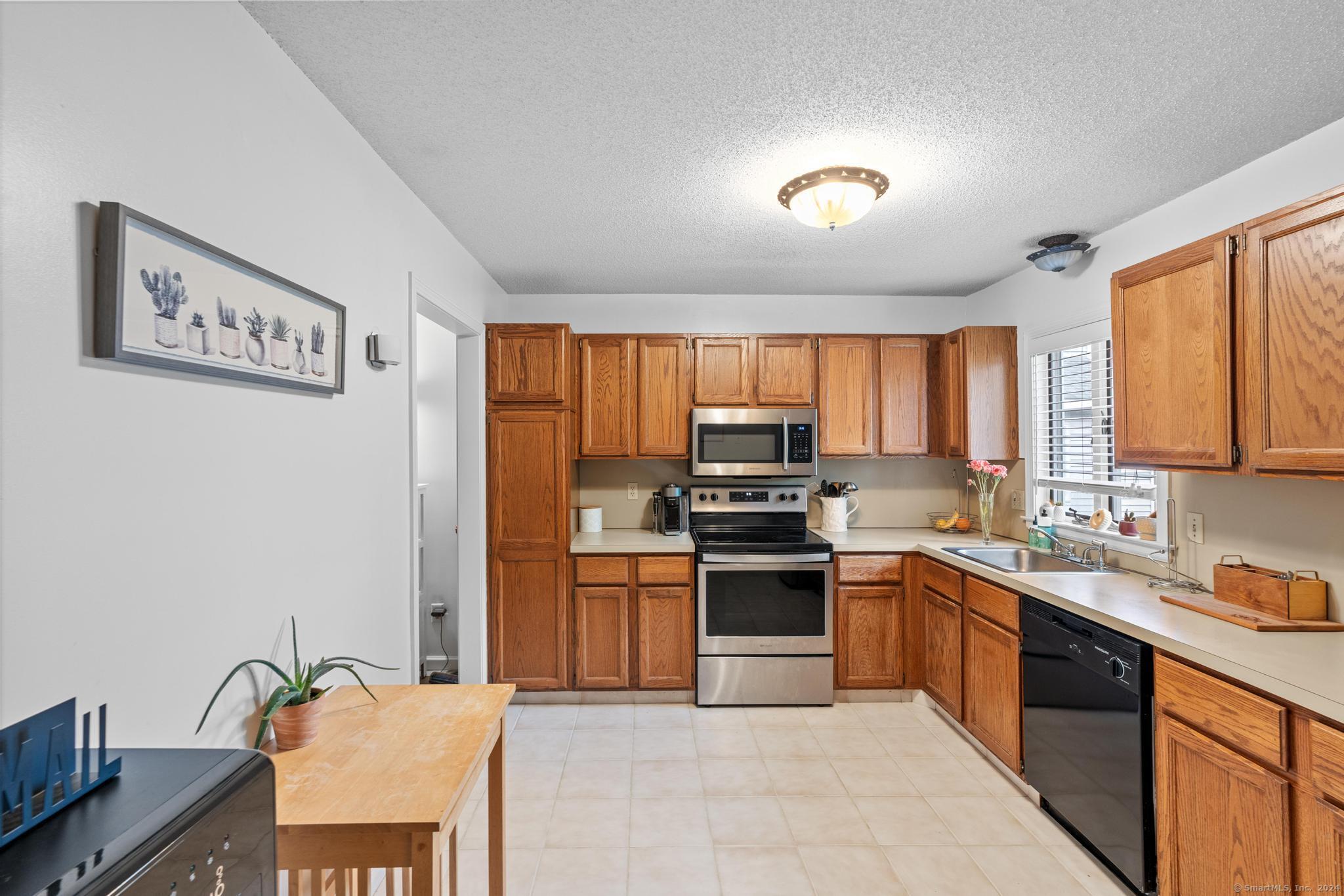 33 Brinley Way 33