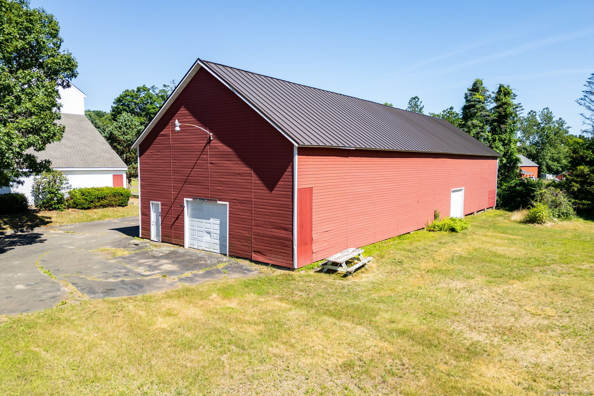 87 Simsbury Road