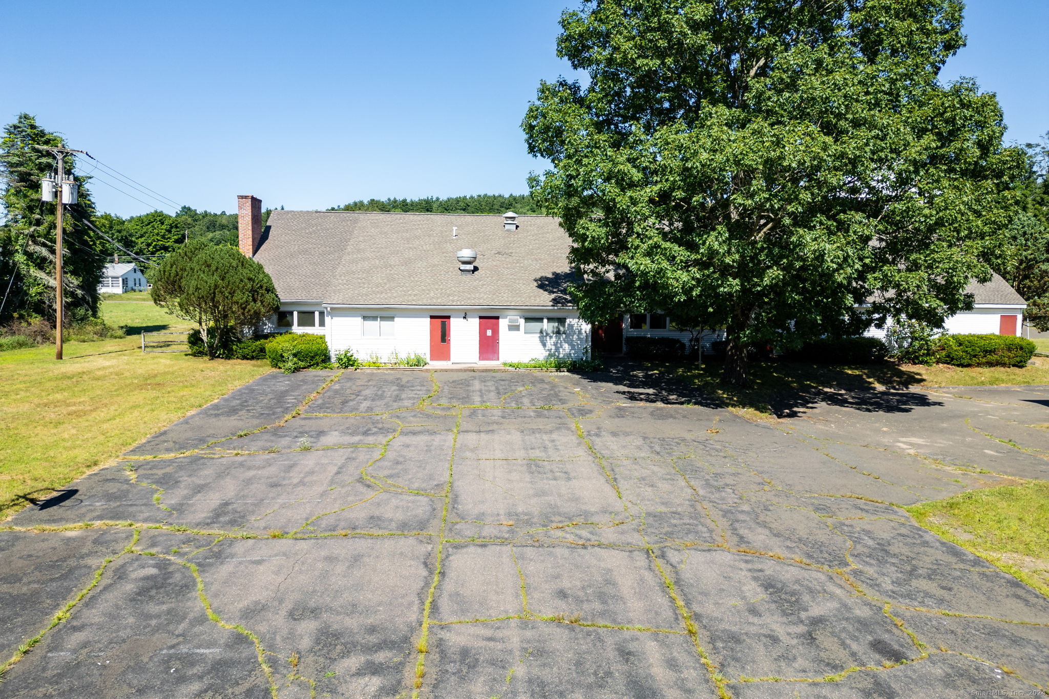 87 Simsbury Road