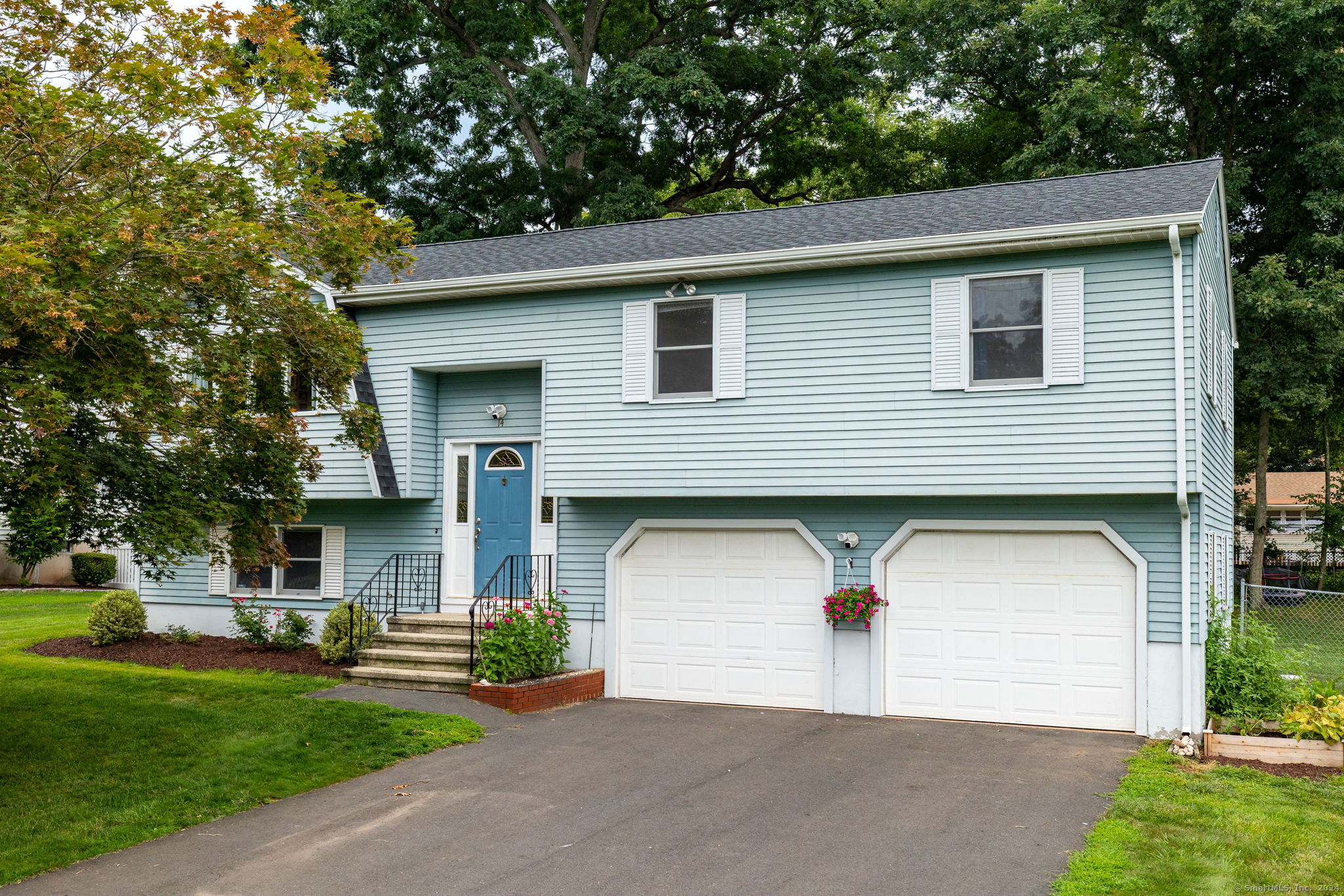 14 Wellwyn Drive
