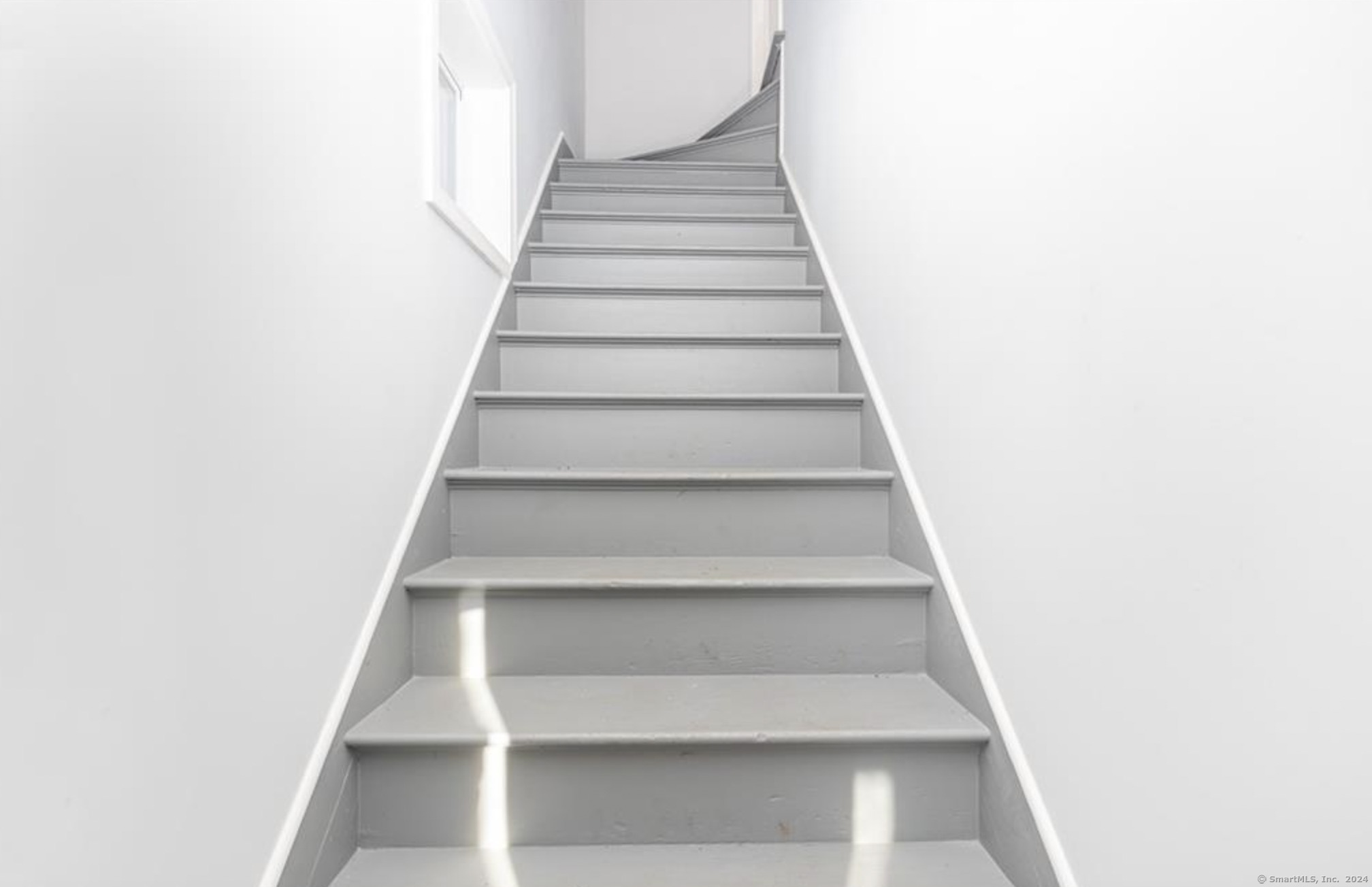 30 Bingham Street 2nd Floor