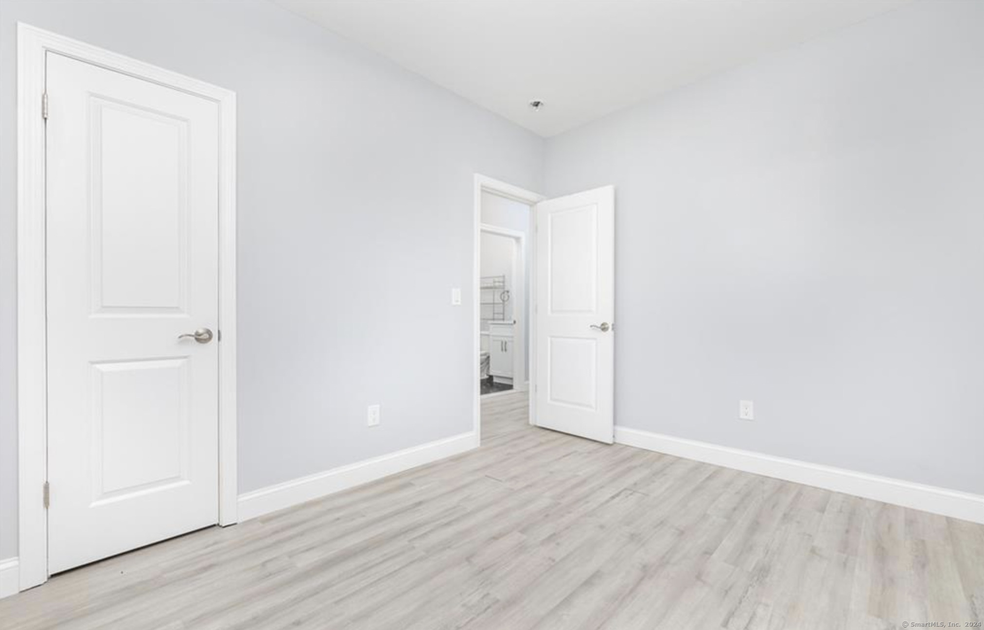 30 Bingham Street 2nd Floor
