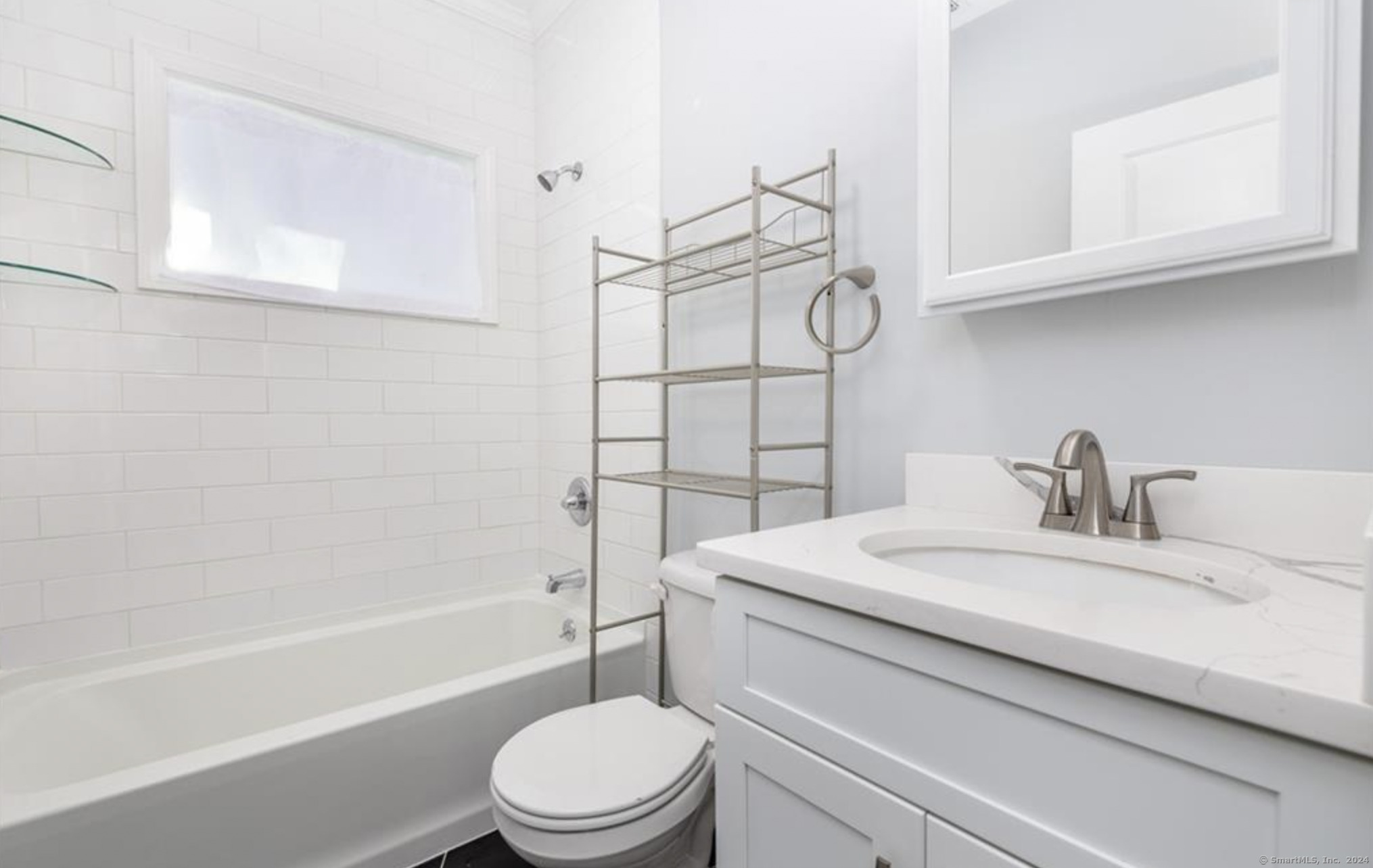 30 Bingham Street 2nd Floor