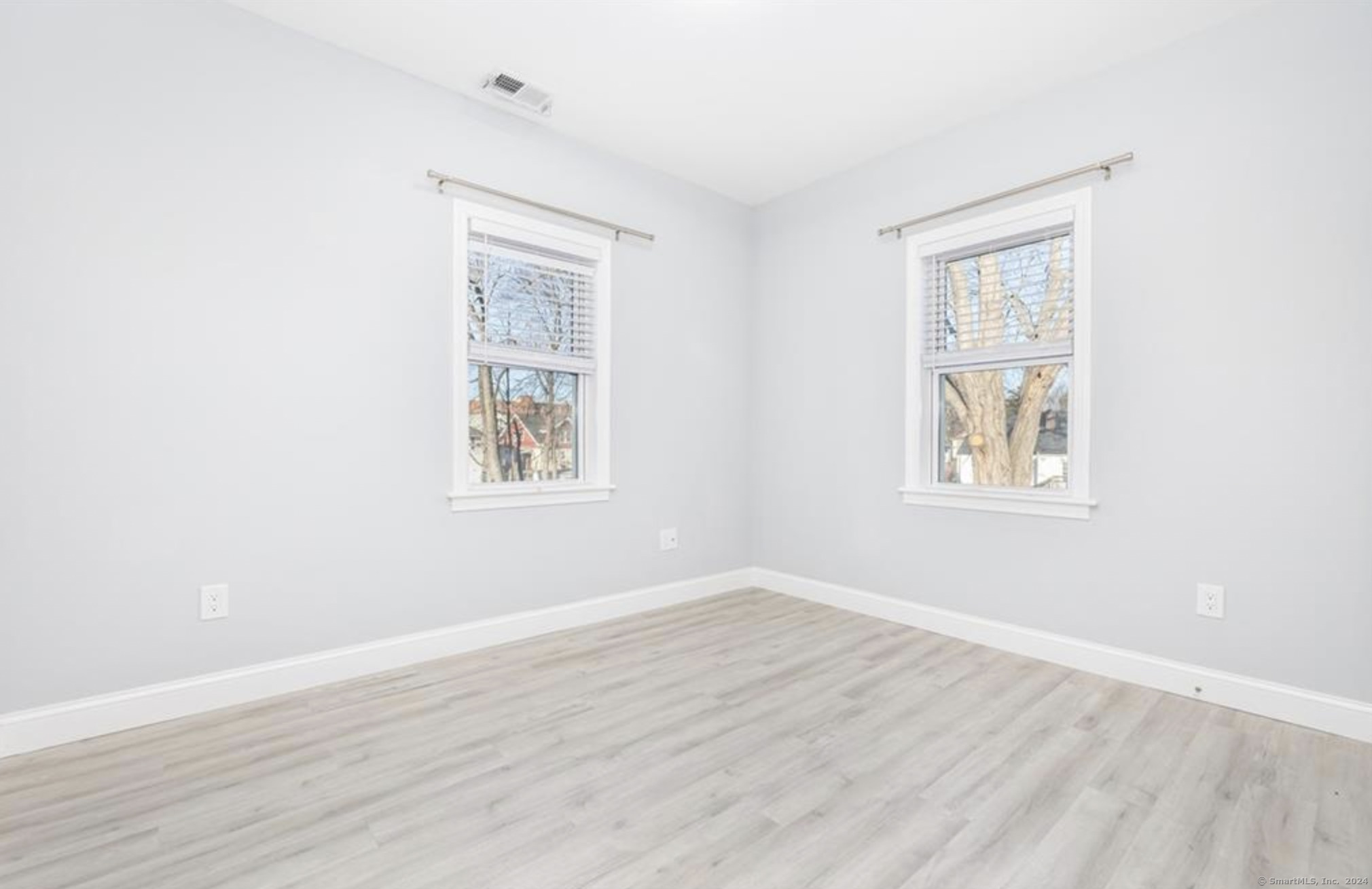 30 Bingham Street 2nd Floor