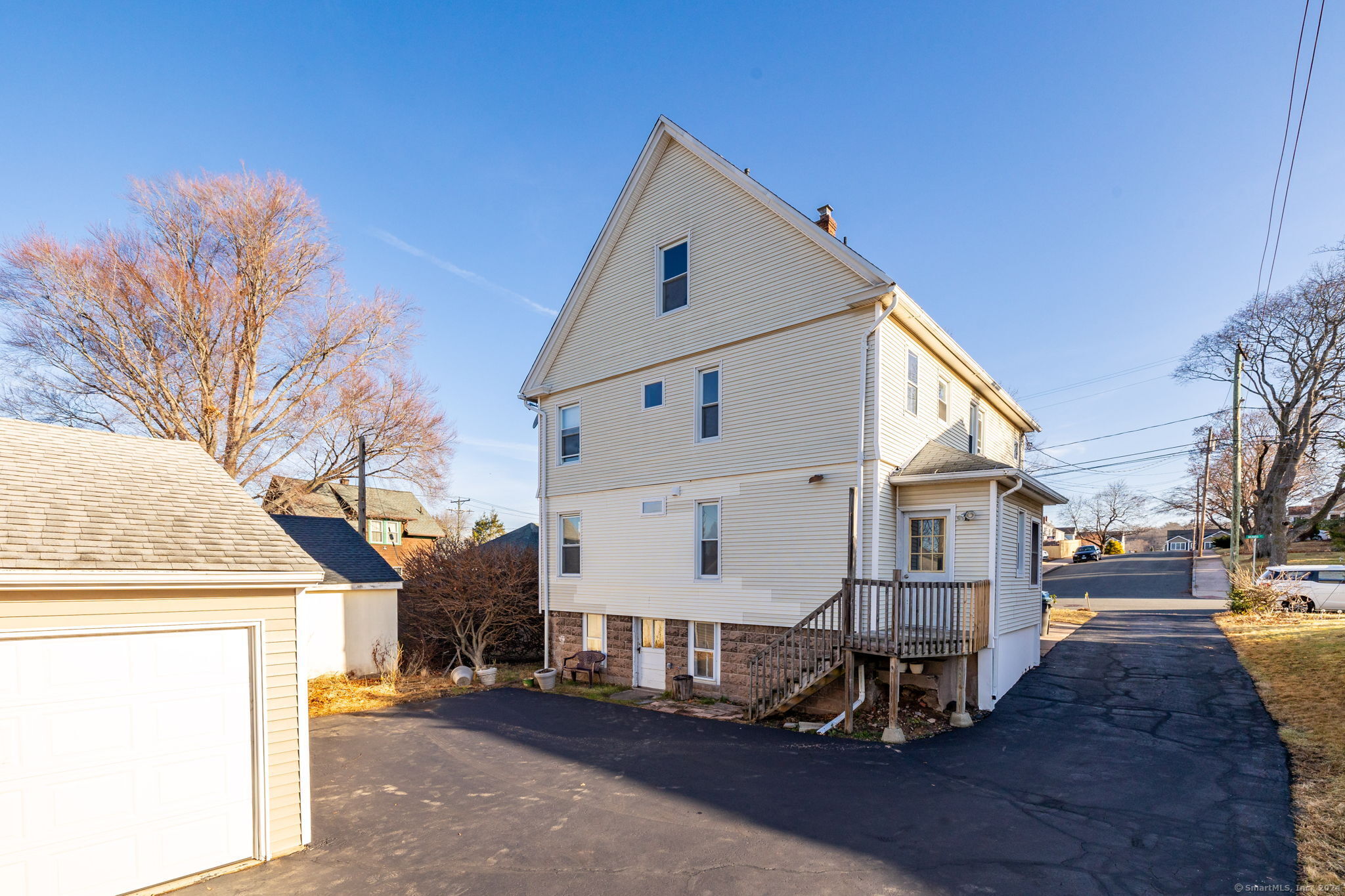 14 Munro Street