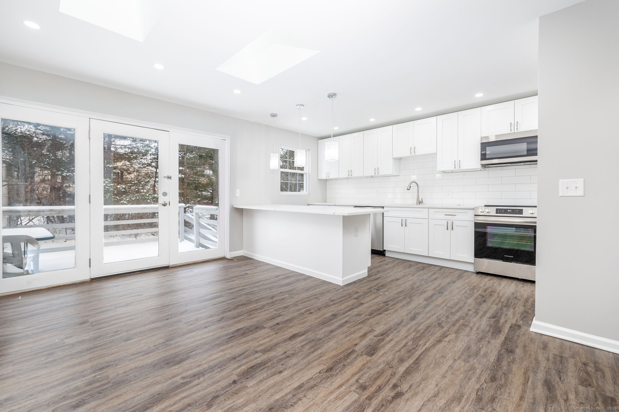 10 Jamie Lane APT A