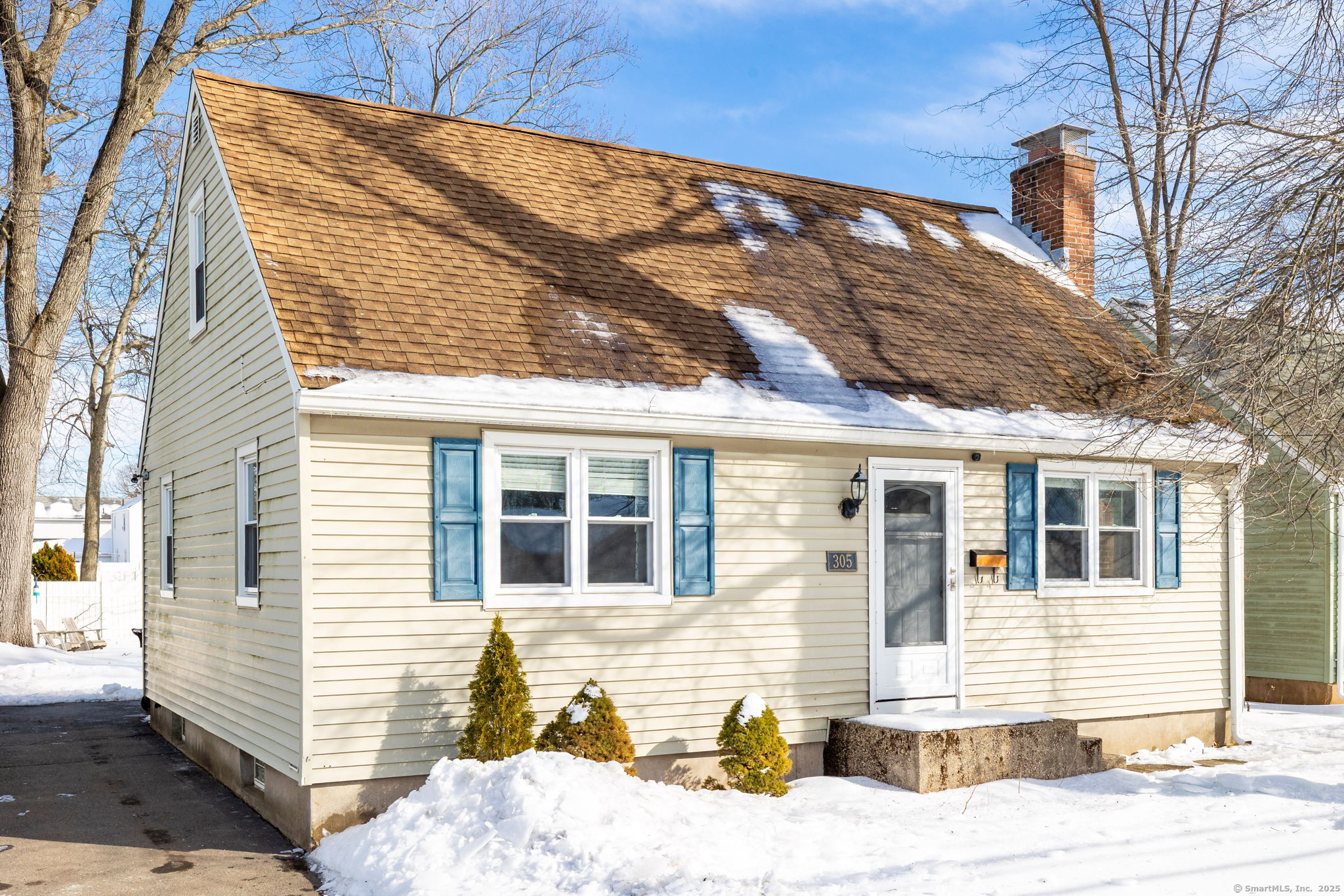 305 Slater Road
