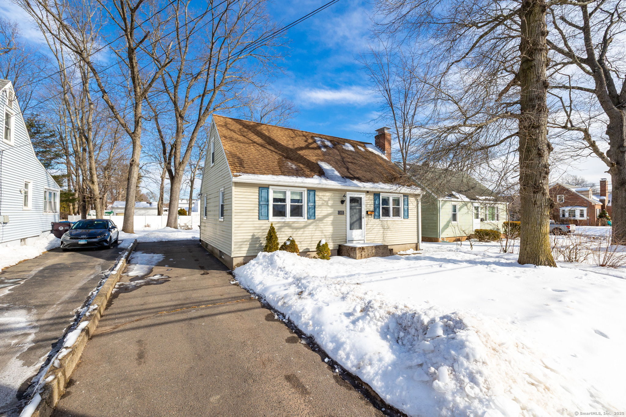 305 Slater Road