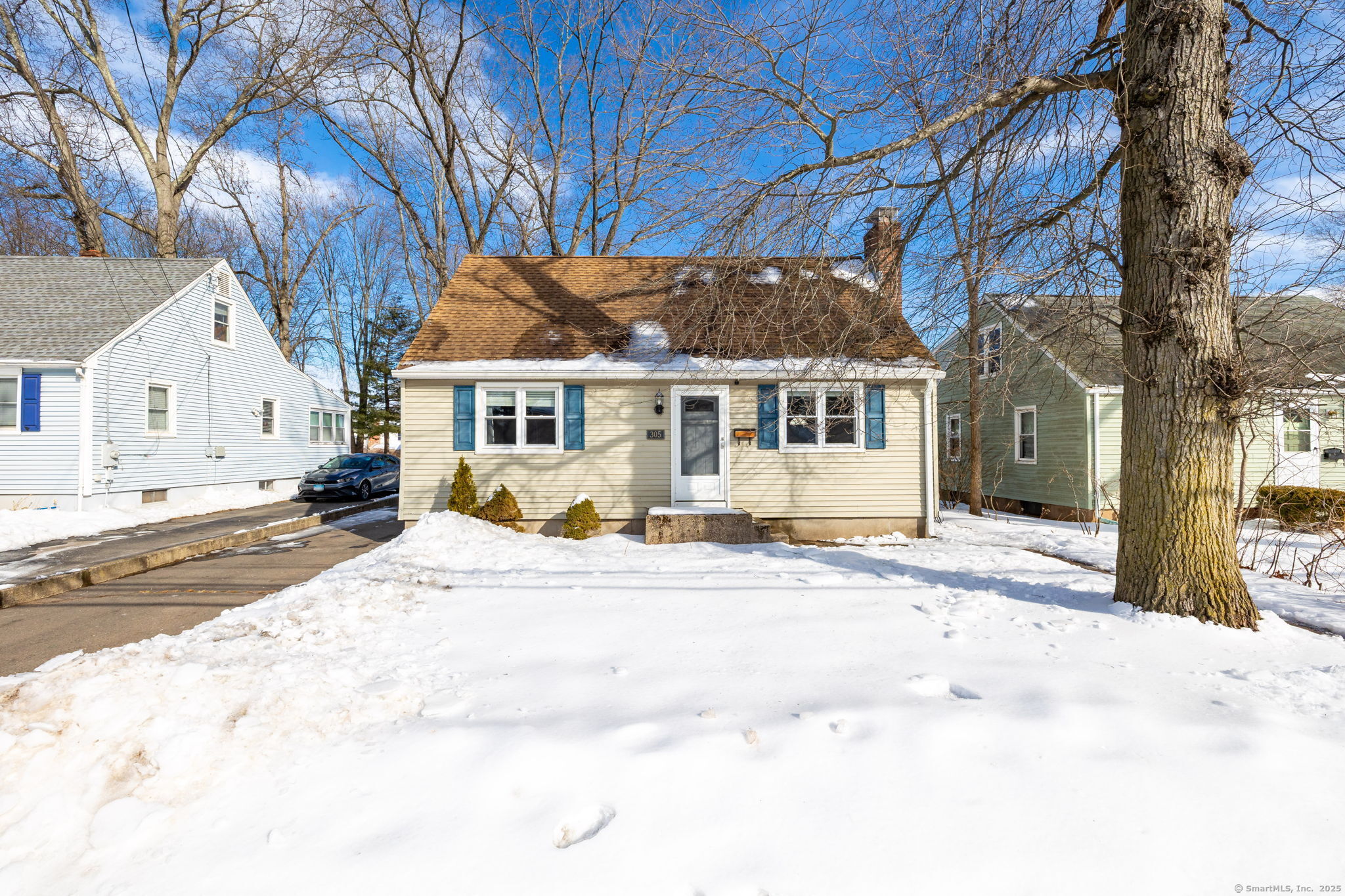 305 Slater Road