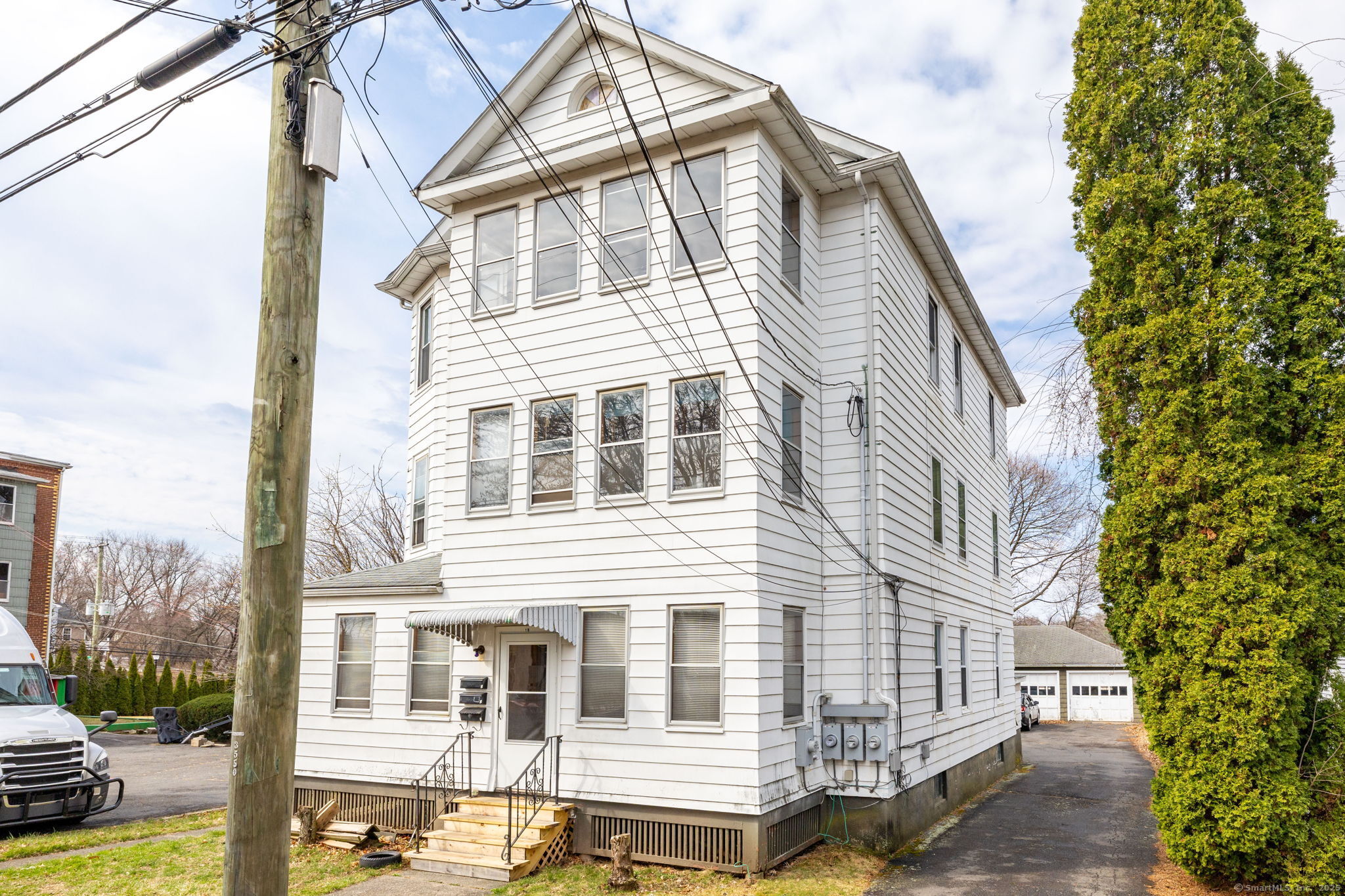 18 Derby Street