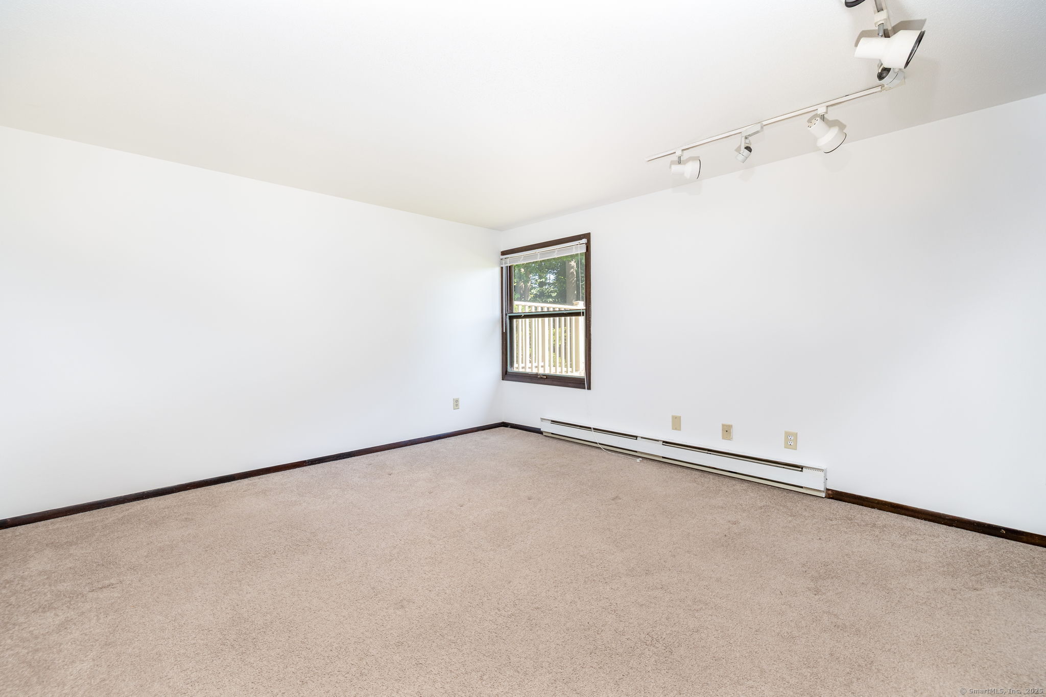 91C Country Squire Drive 91C