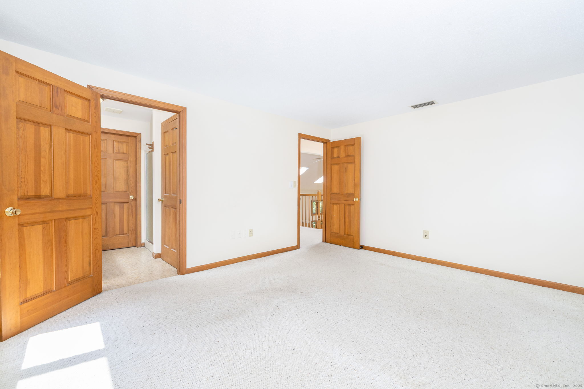 26 Mohegan Lane