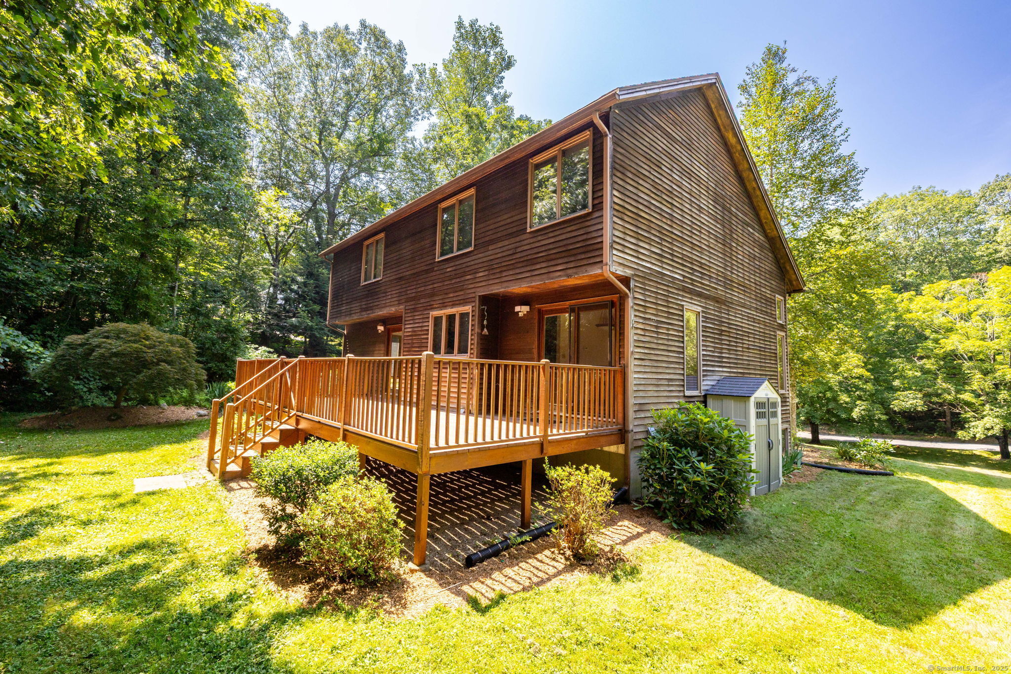 26 Mohegan Lane
