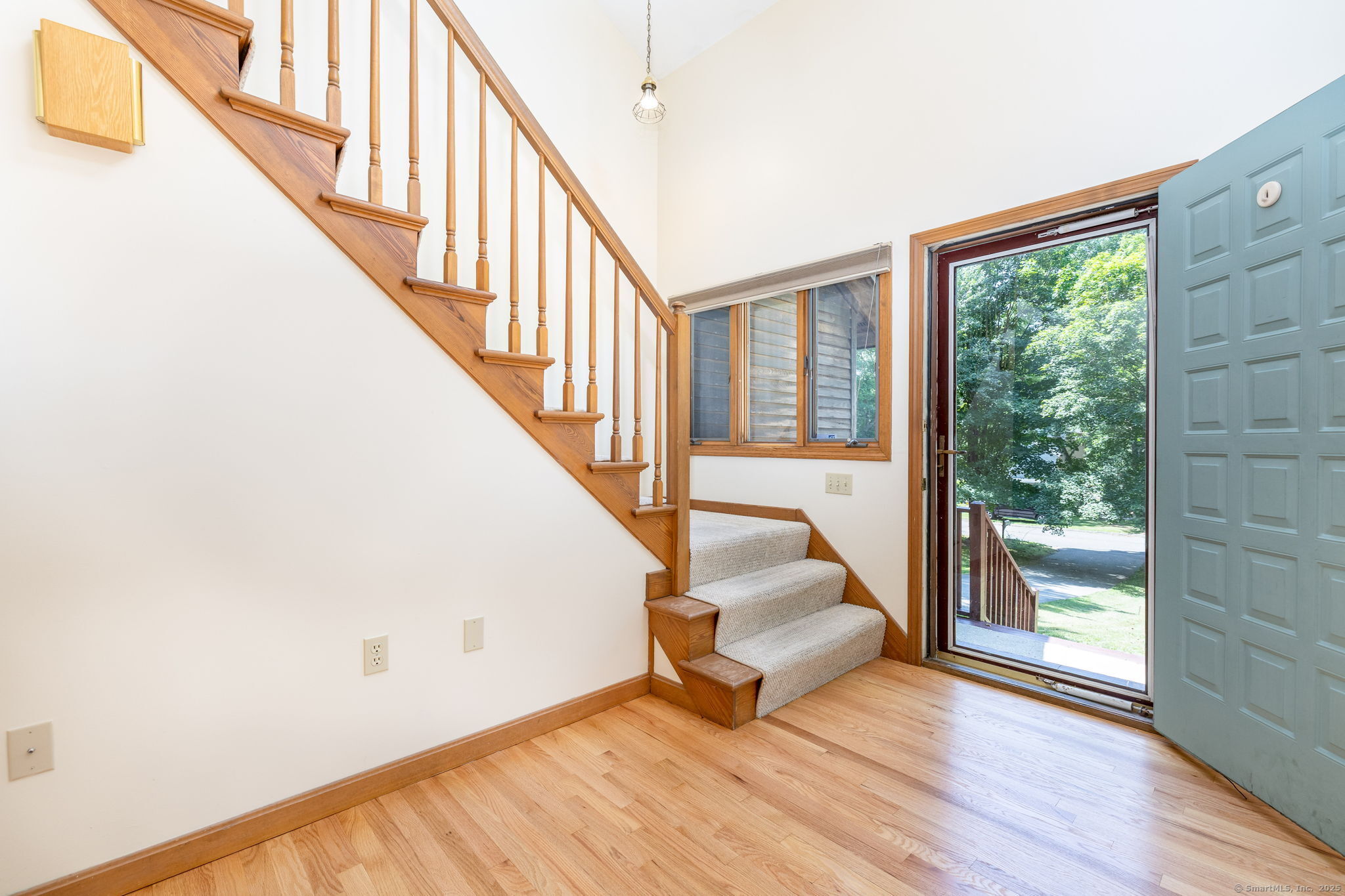 26 Mohegan Lane