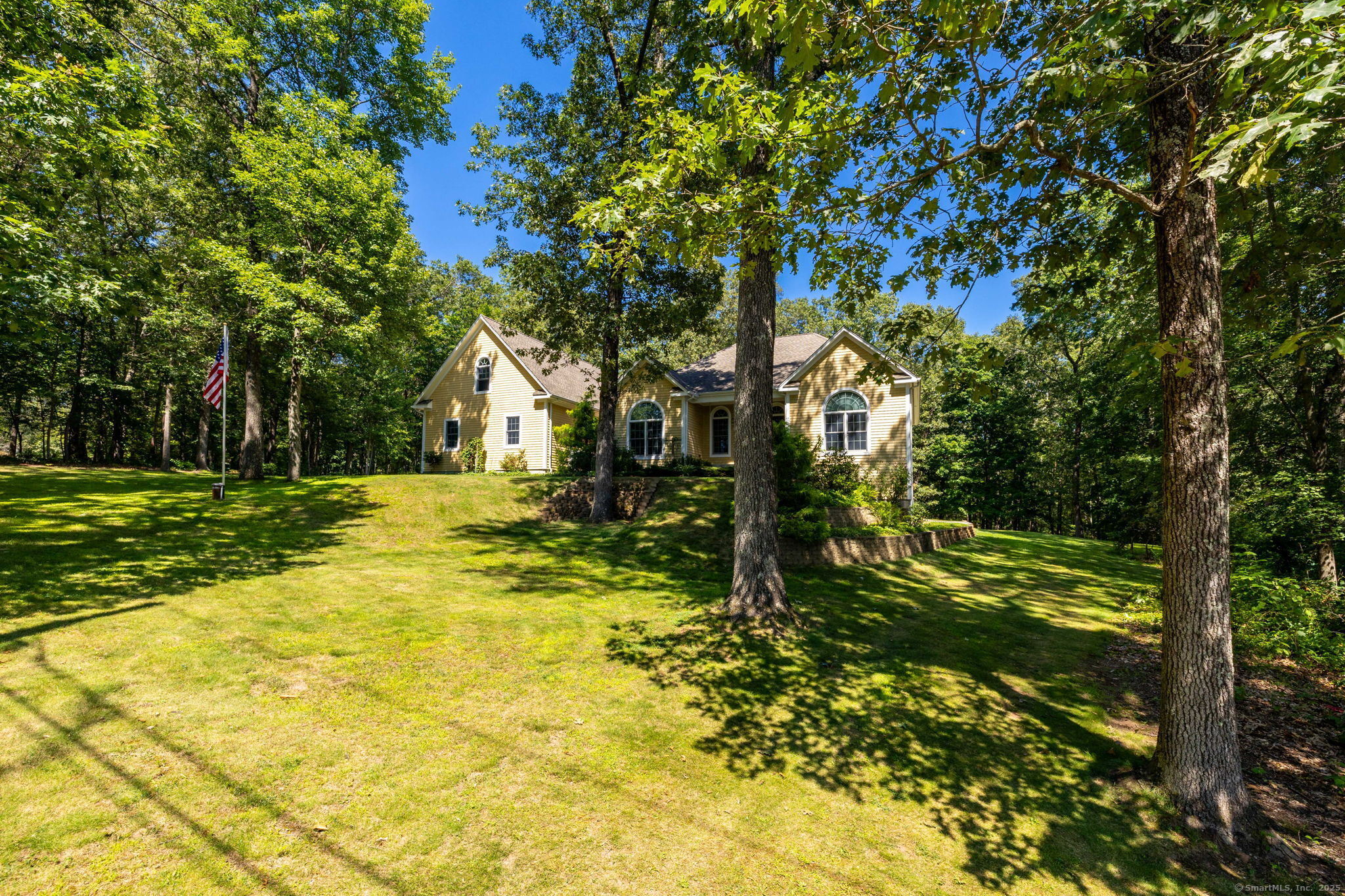 11 Eastland Drive