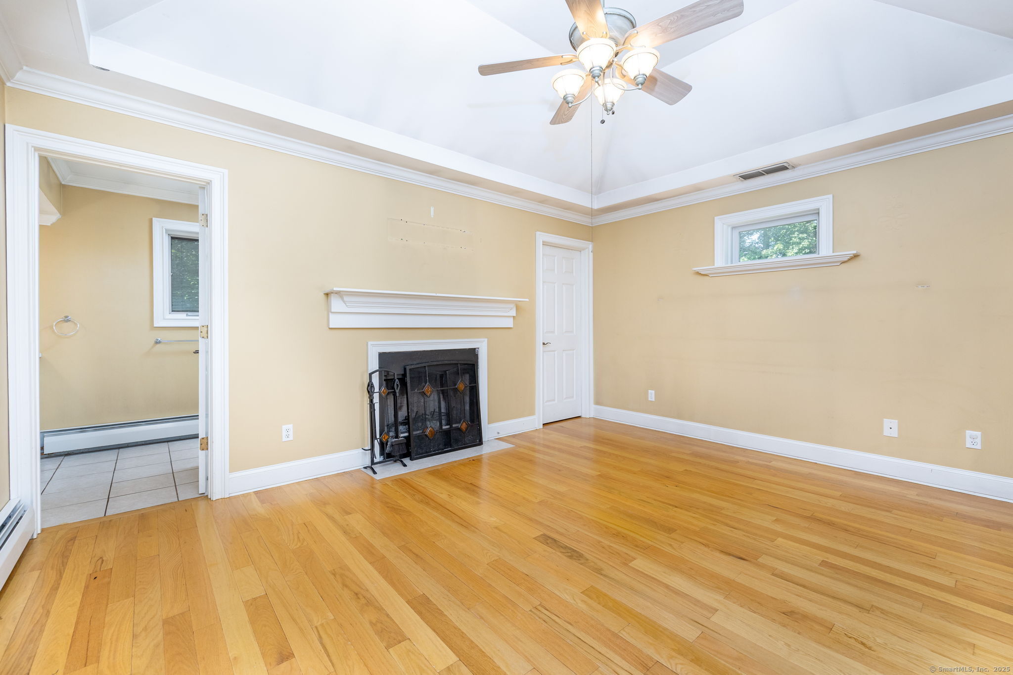 801 Farmington Avenue