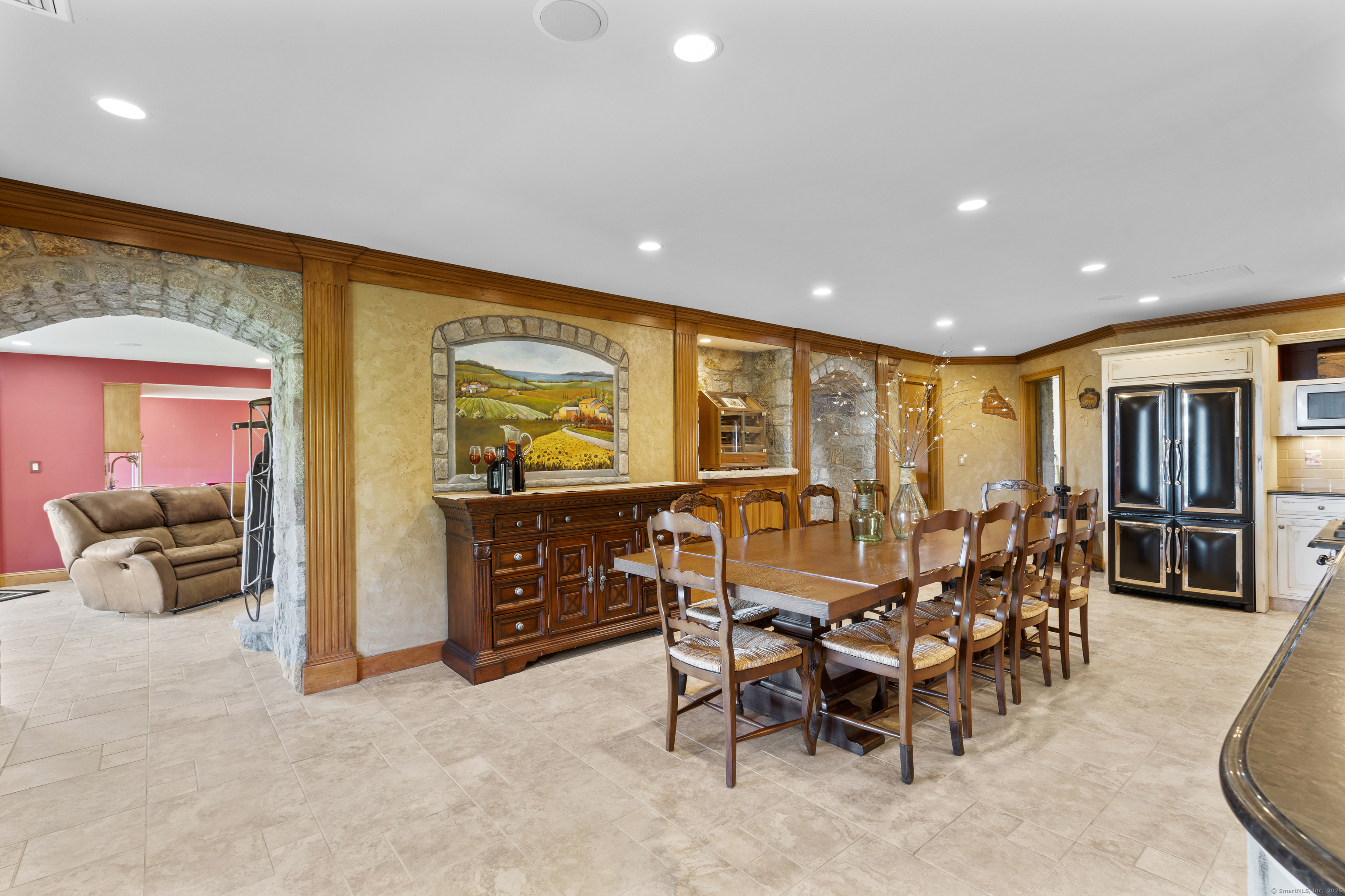 18 Stone Hill Drive