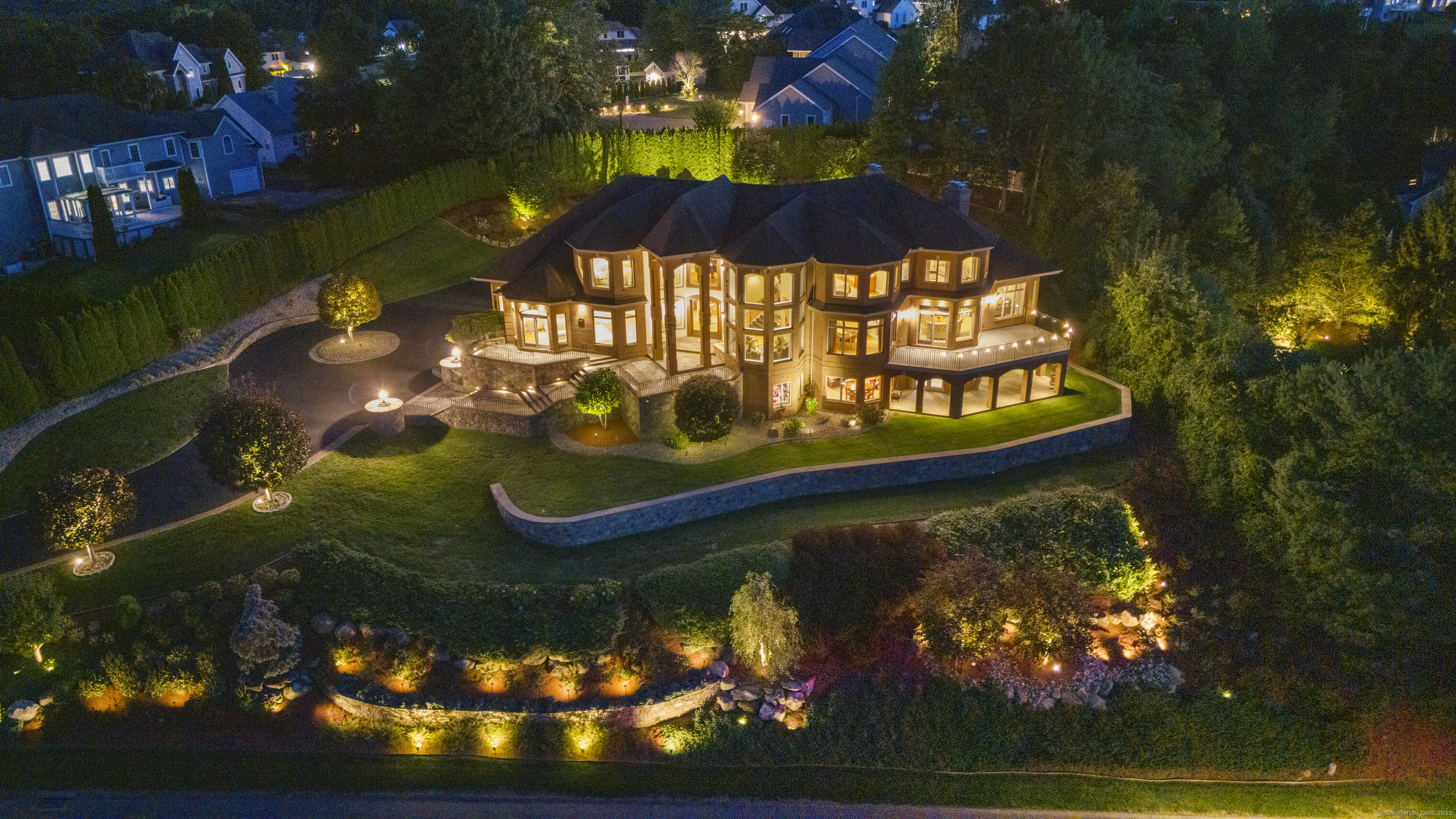 18 Stone Hill Drive