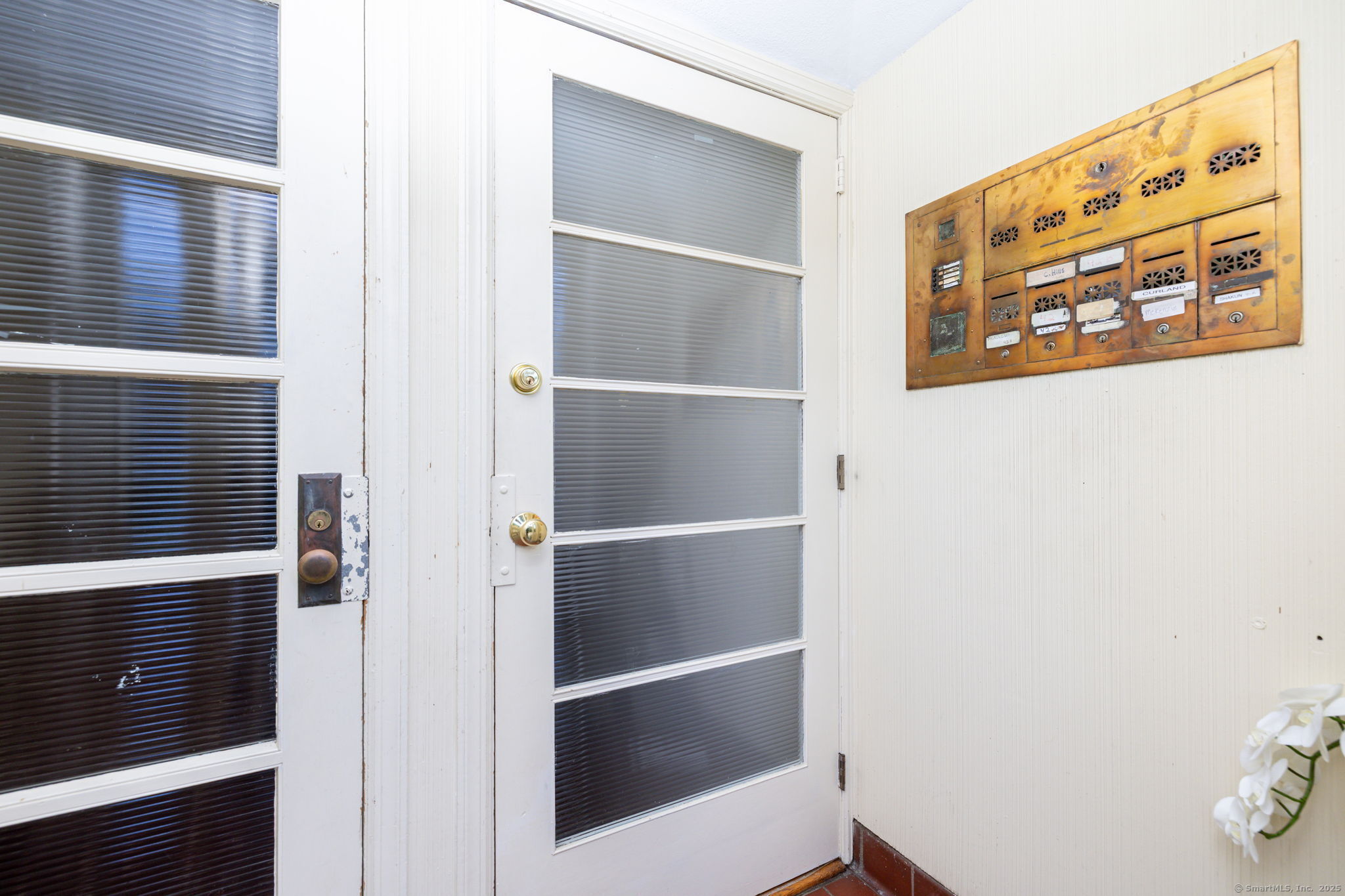 42A Arnold Way 42A