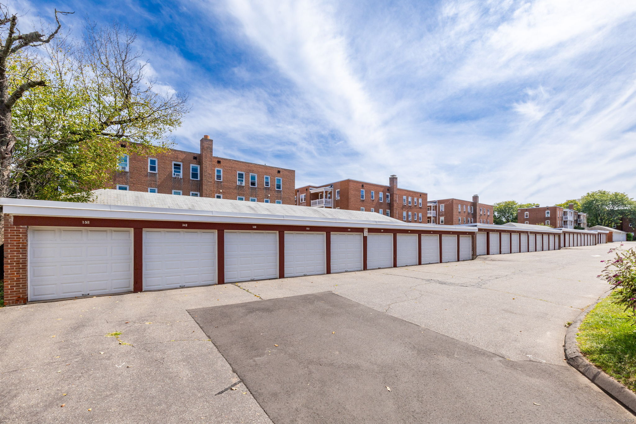 42A Arnold Way 42A
