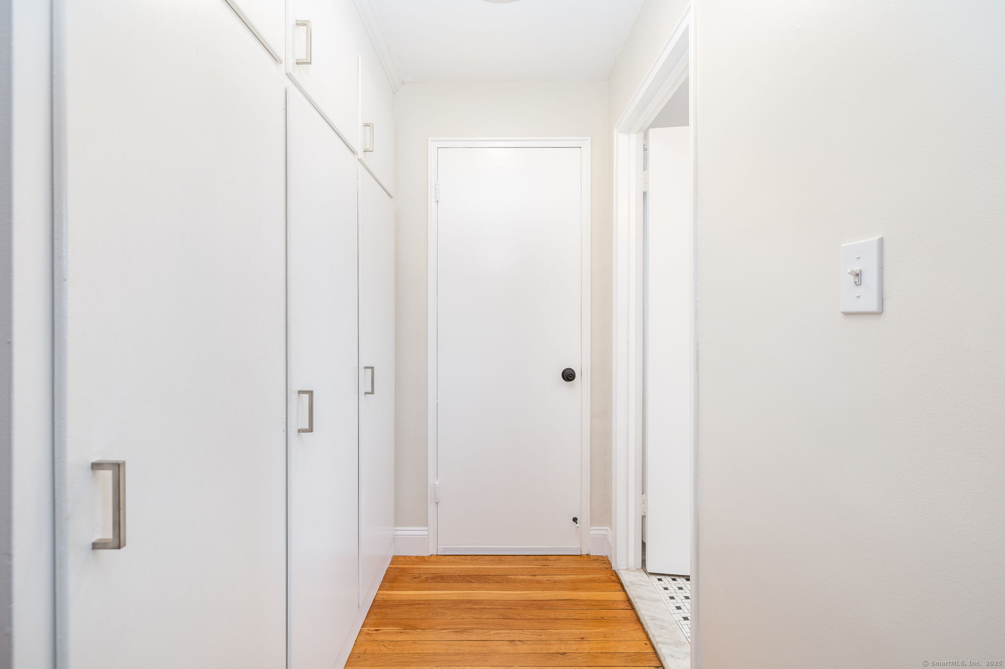 42A Arnold Way 42A