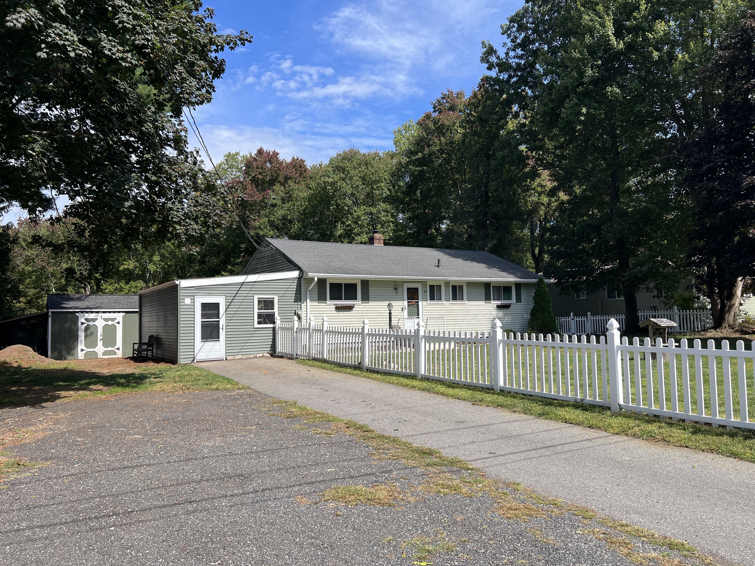 160 Pond Circle