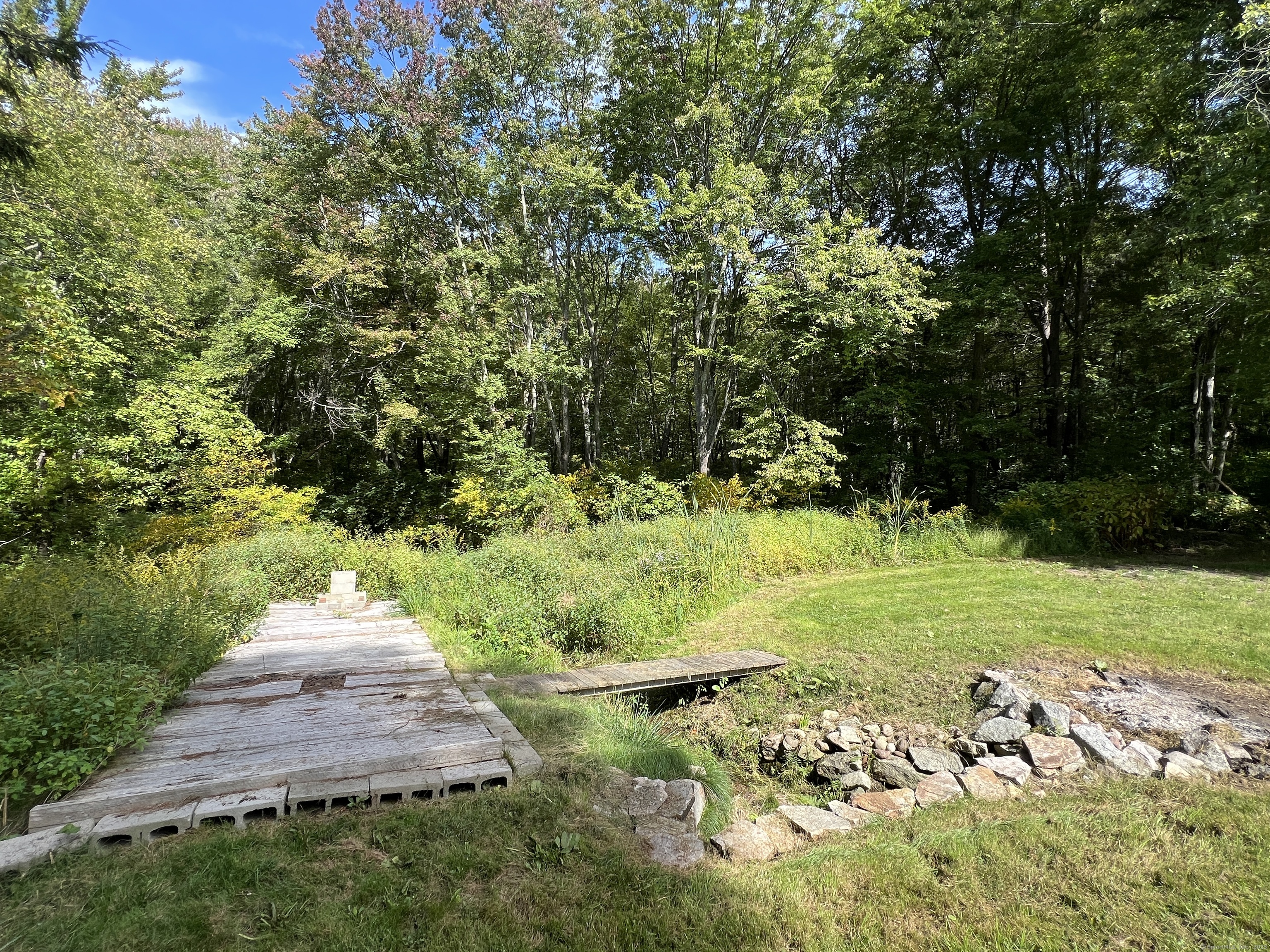 160 Pond Circle