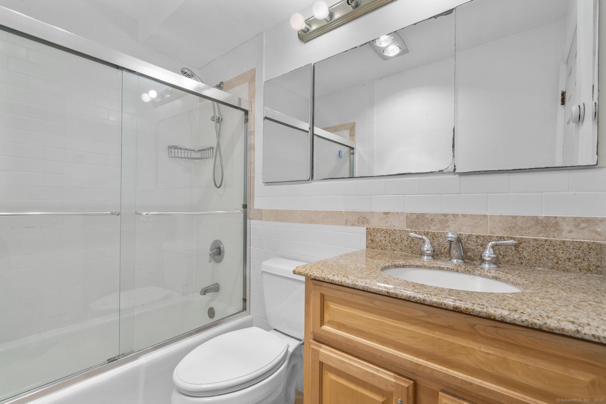 105 Harbor Drive 117