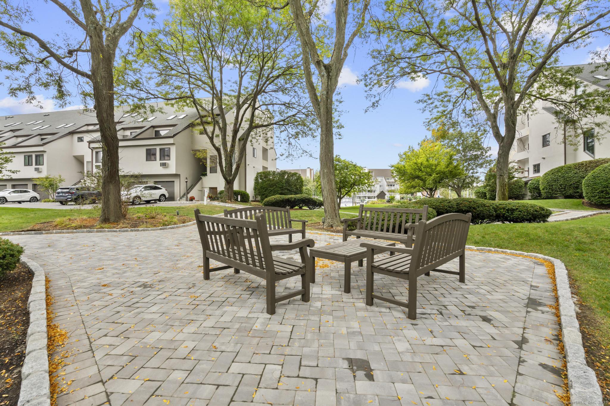 105 Harbor Drive 117