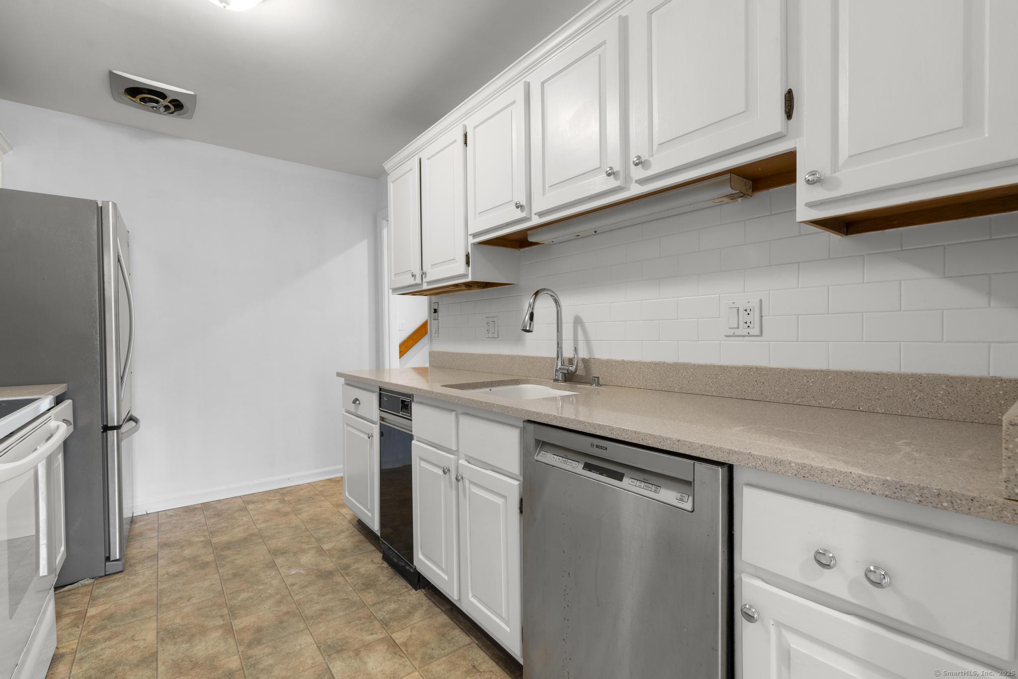 105 Harbor Drive 117