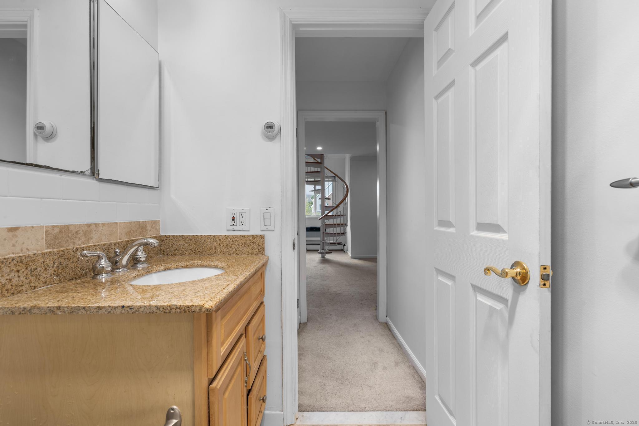 105 Harbor Drive 117