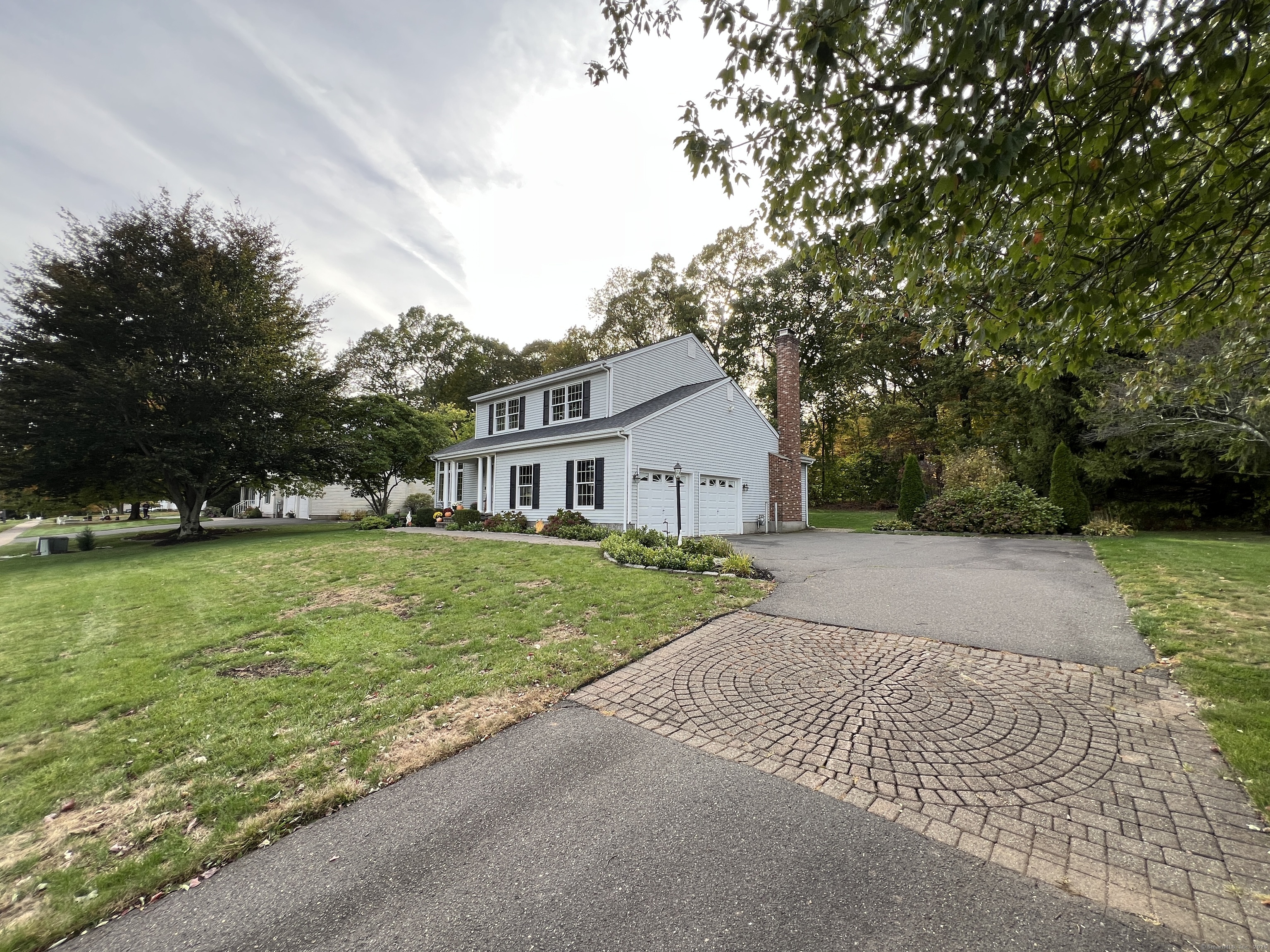 71 Woodberry Hill Drive