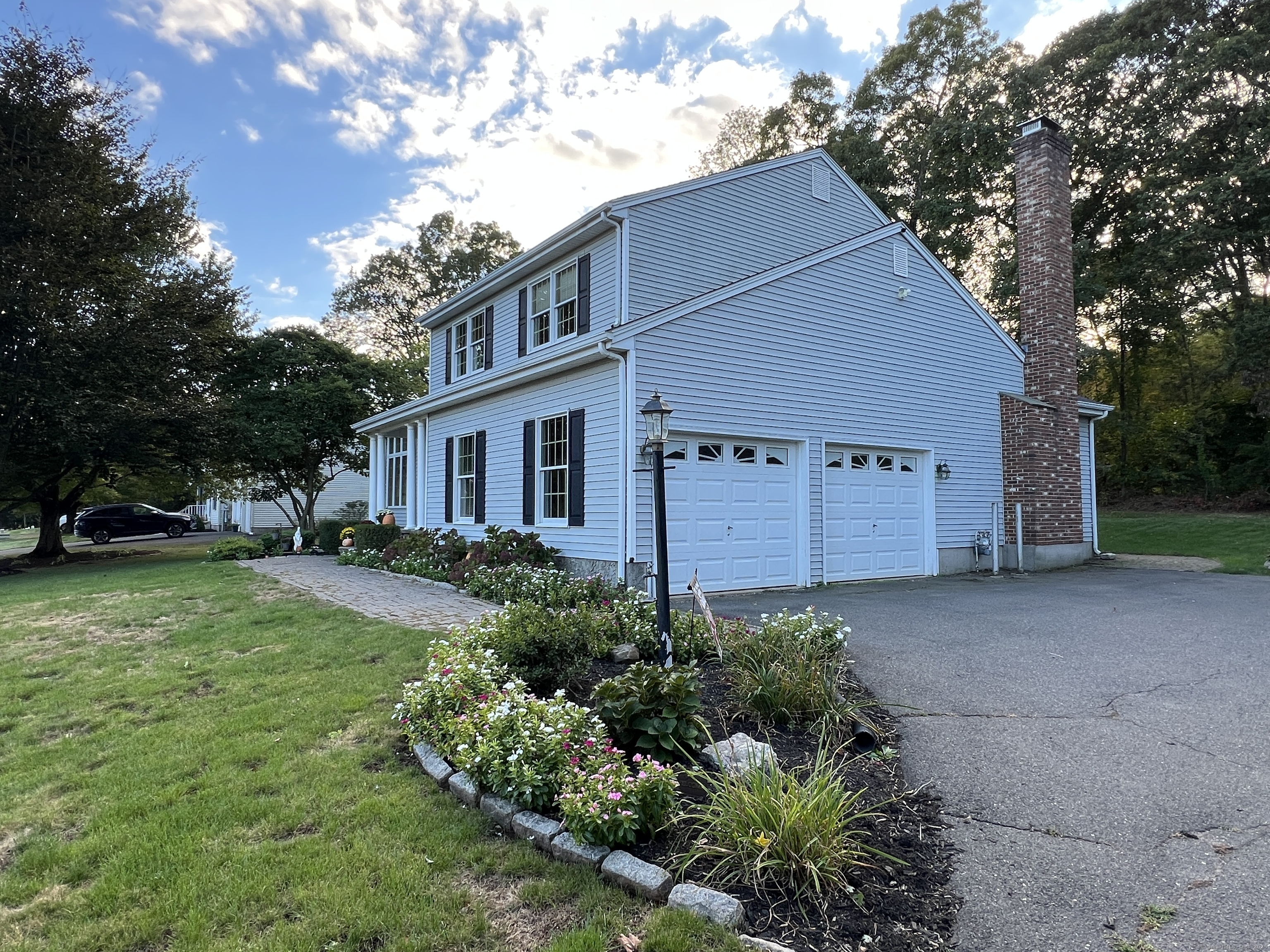 71 Woodberry Hill Drive