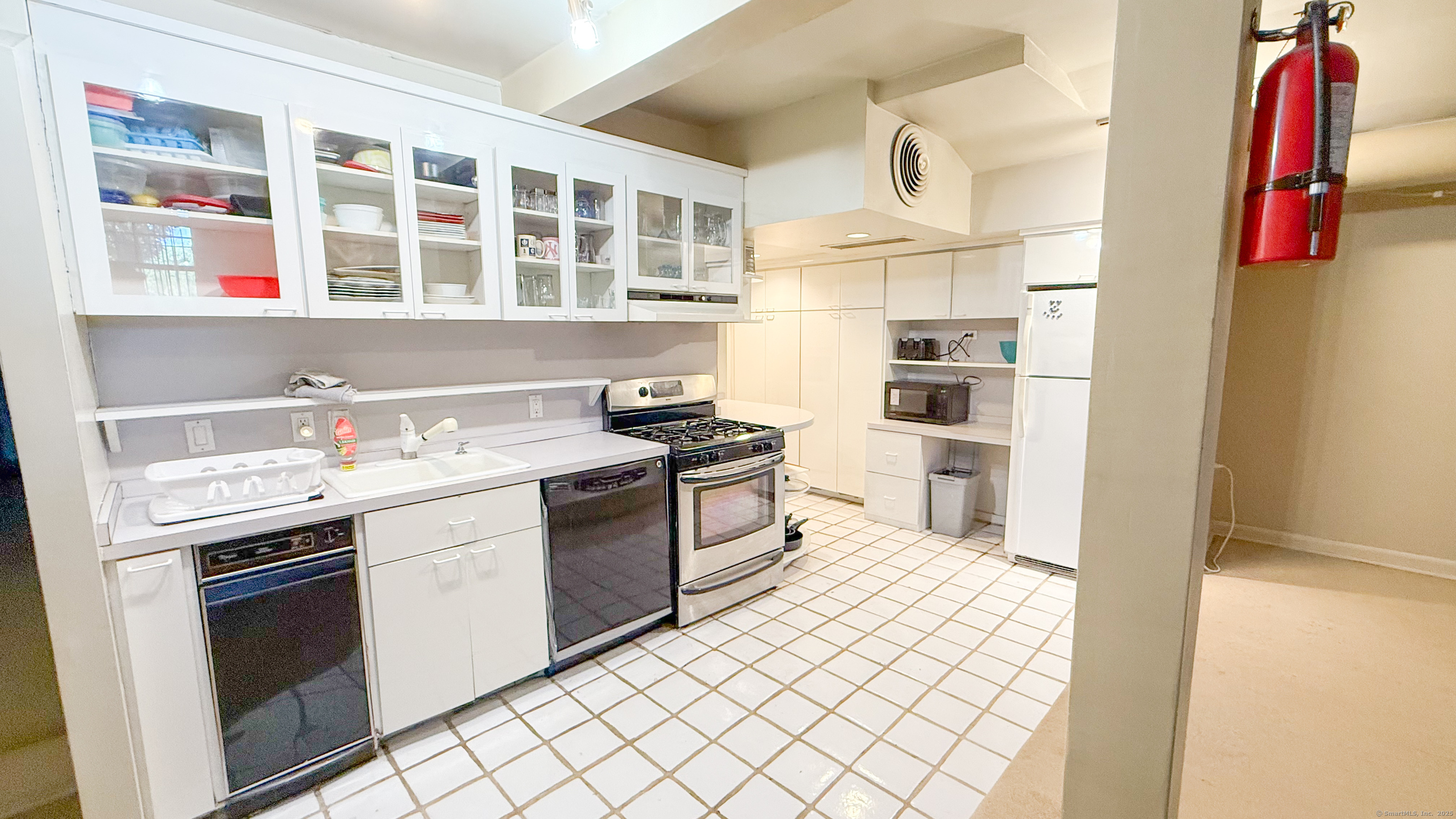 58 Capitol Avenue 1