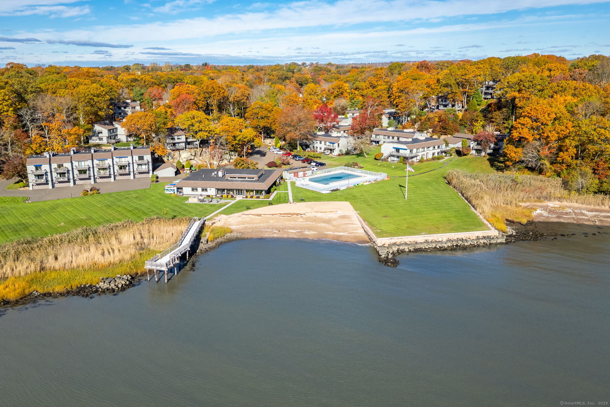 29 Harbour Village D