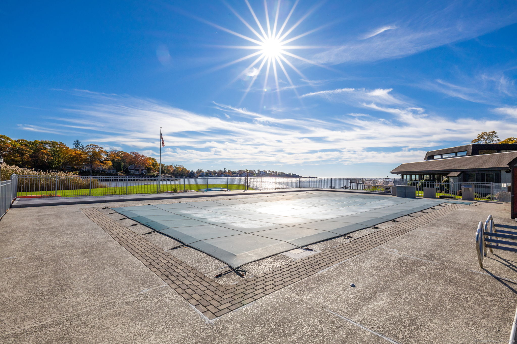 29 Harbour Village D