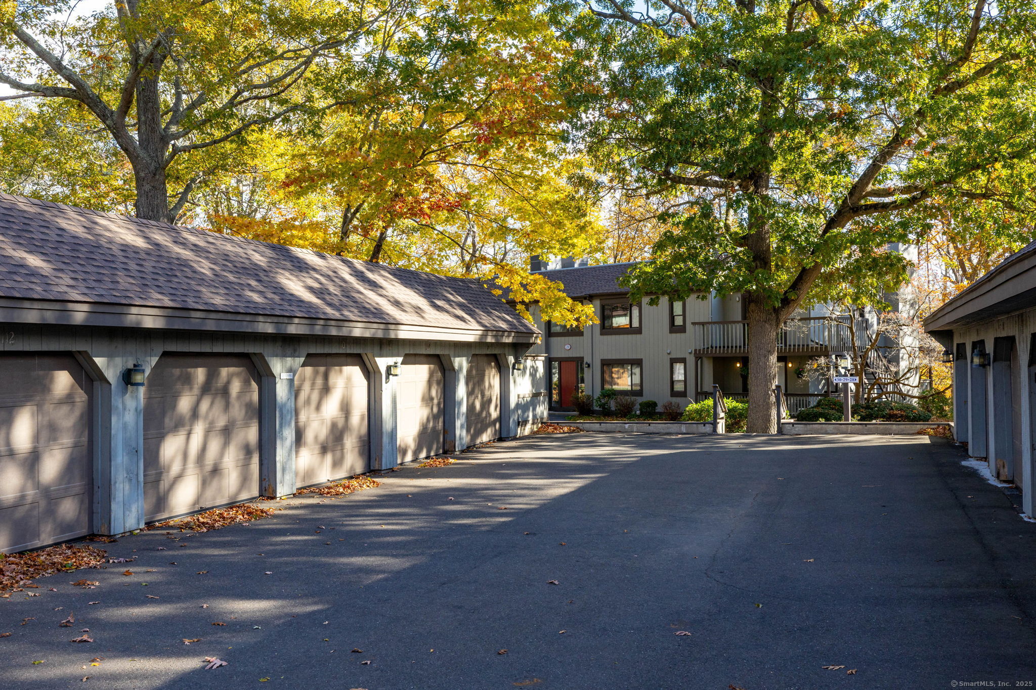 29 Harbour Village D