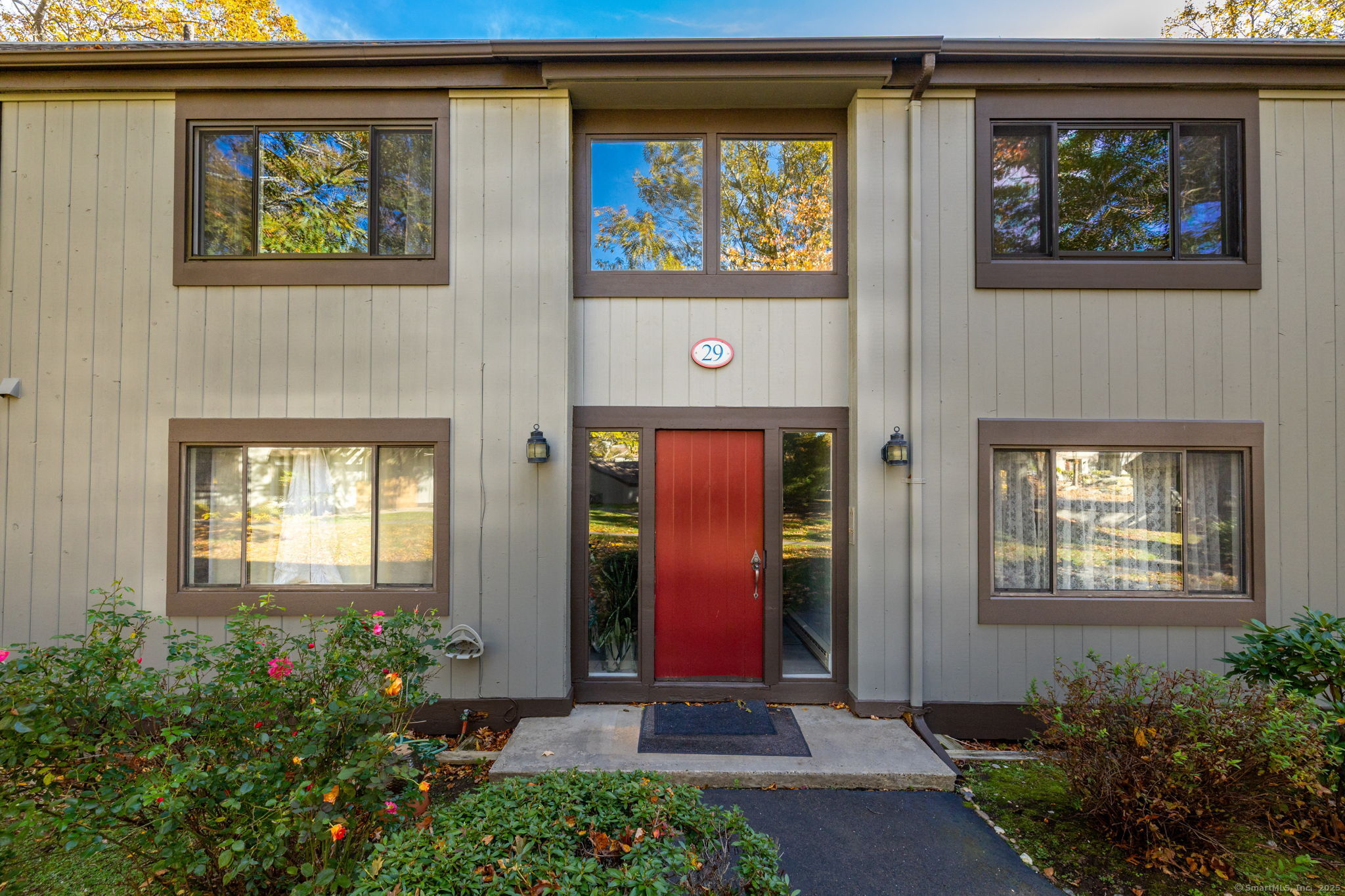 29 Harbour Village D