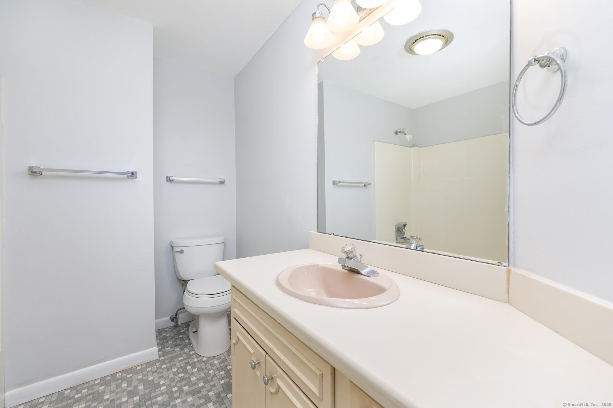 29 Harbour Village D