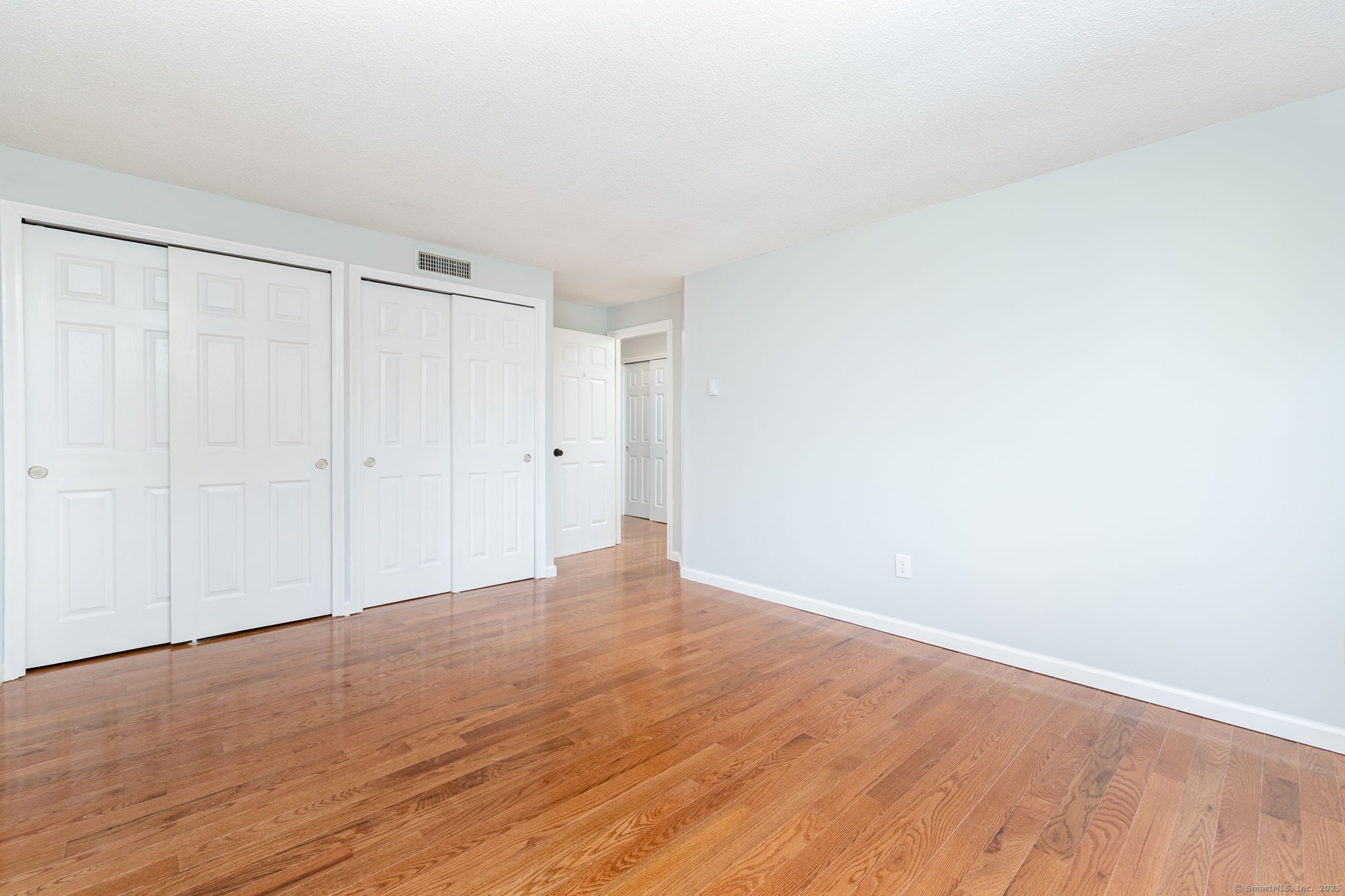 29 Harbour Village D