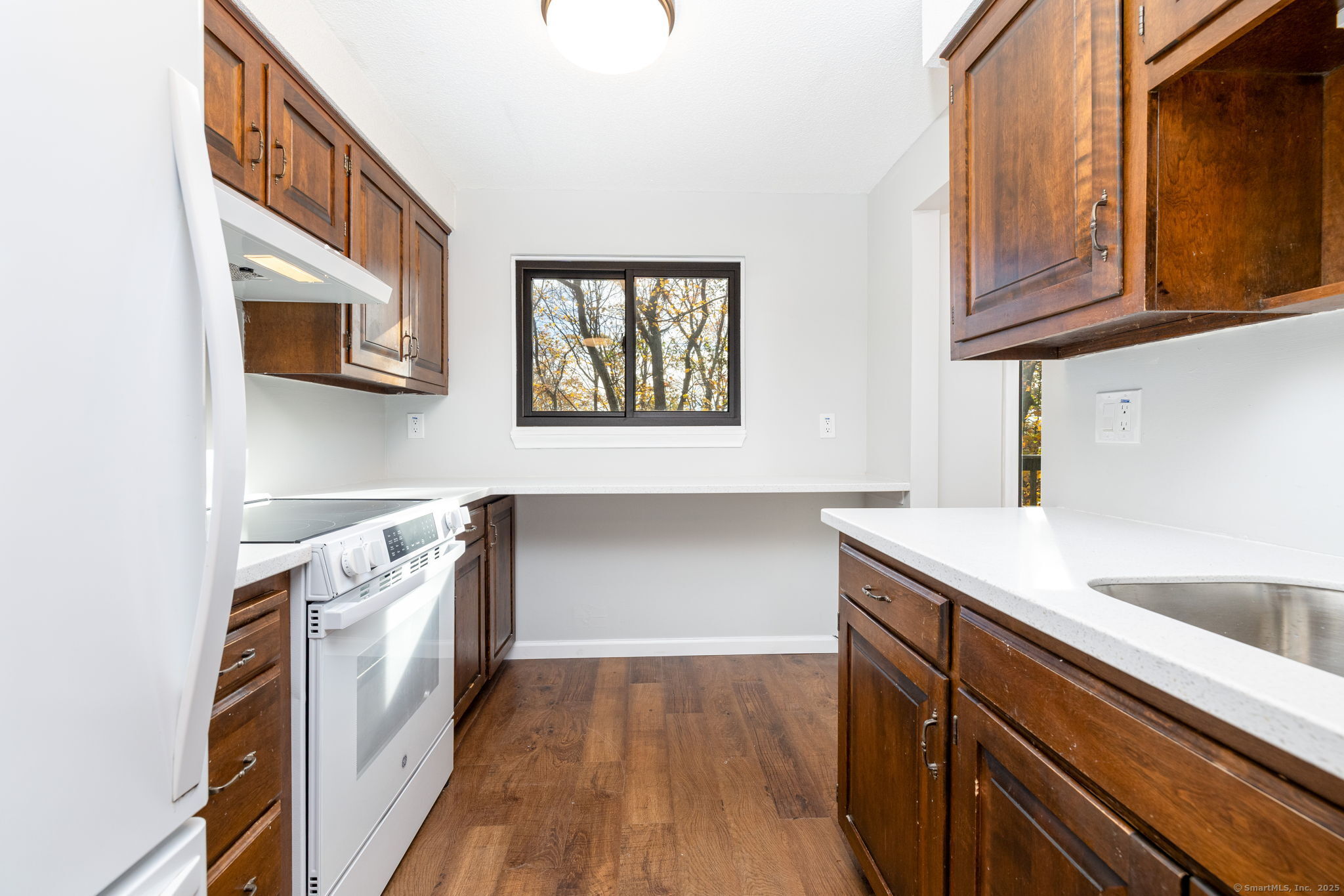 29 Harbour Village D