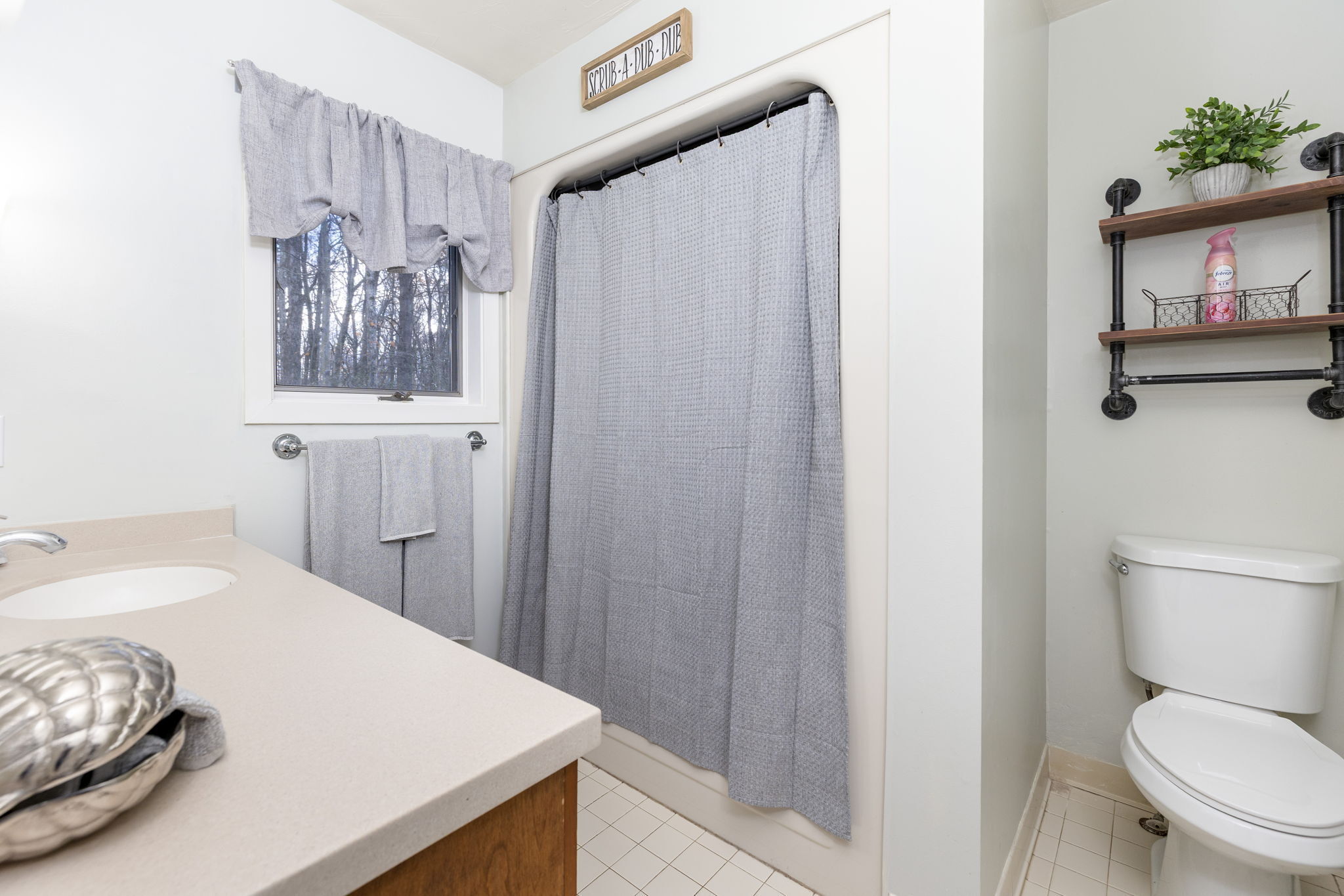 195 County Line Road