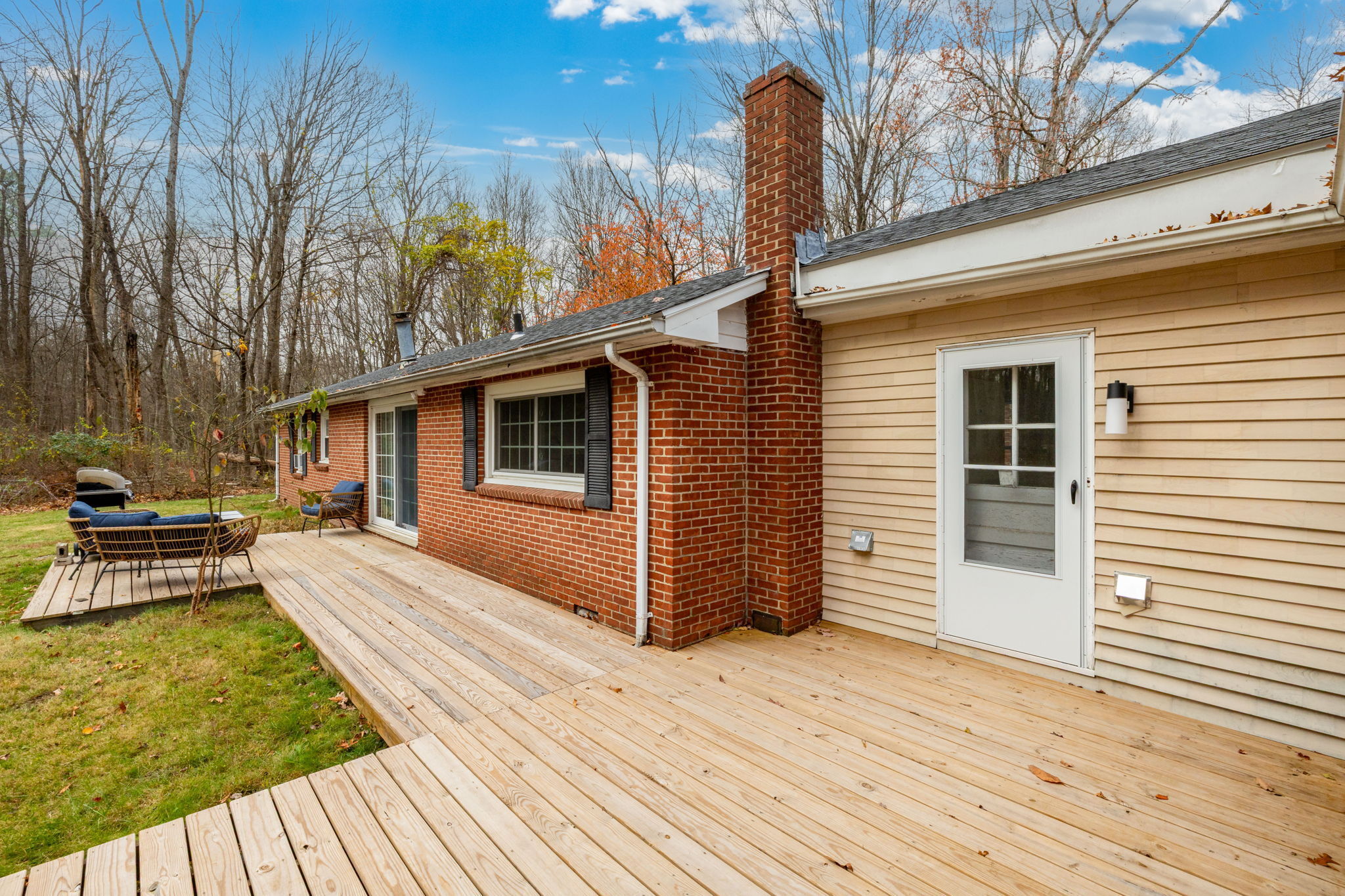 9 Storrs Heights Road