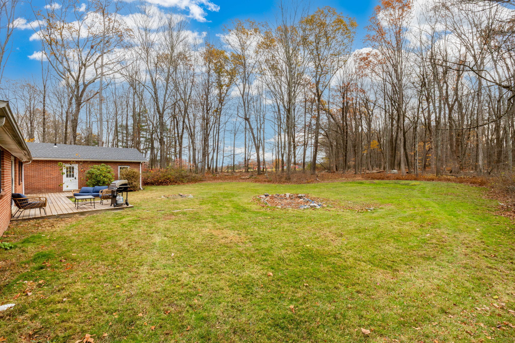 9 Storrs Heights Road